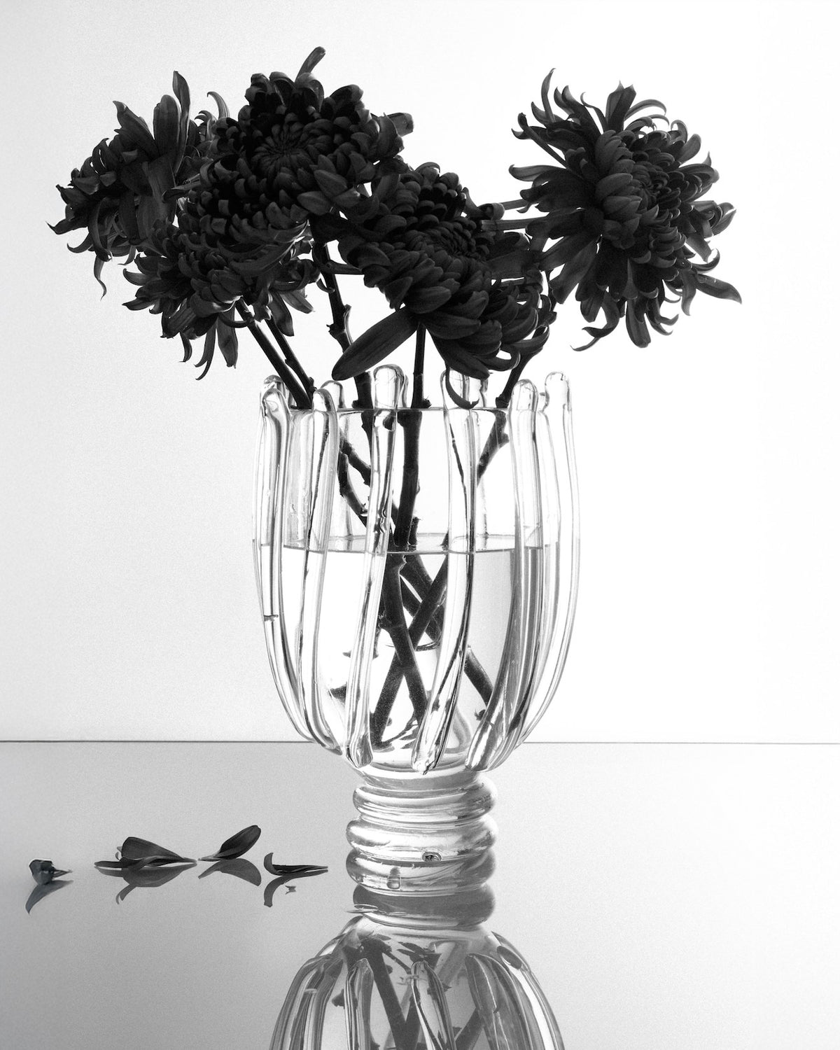 Handblown glass vase no2 by 2222Studio | The Oblist