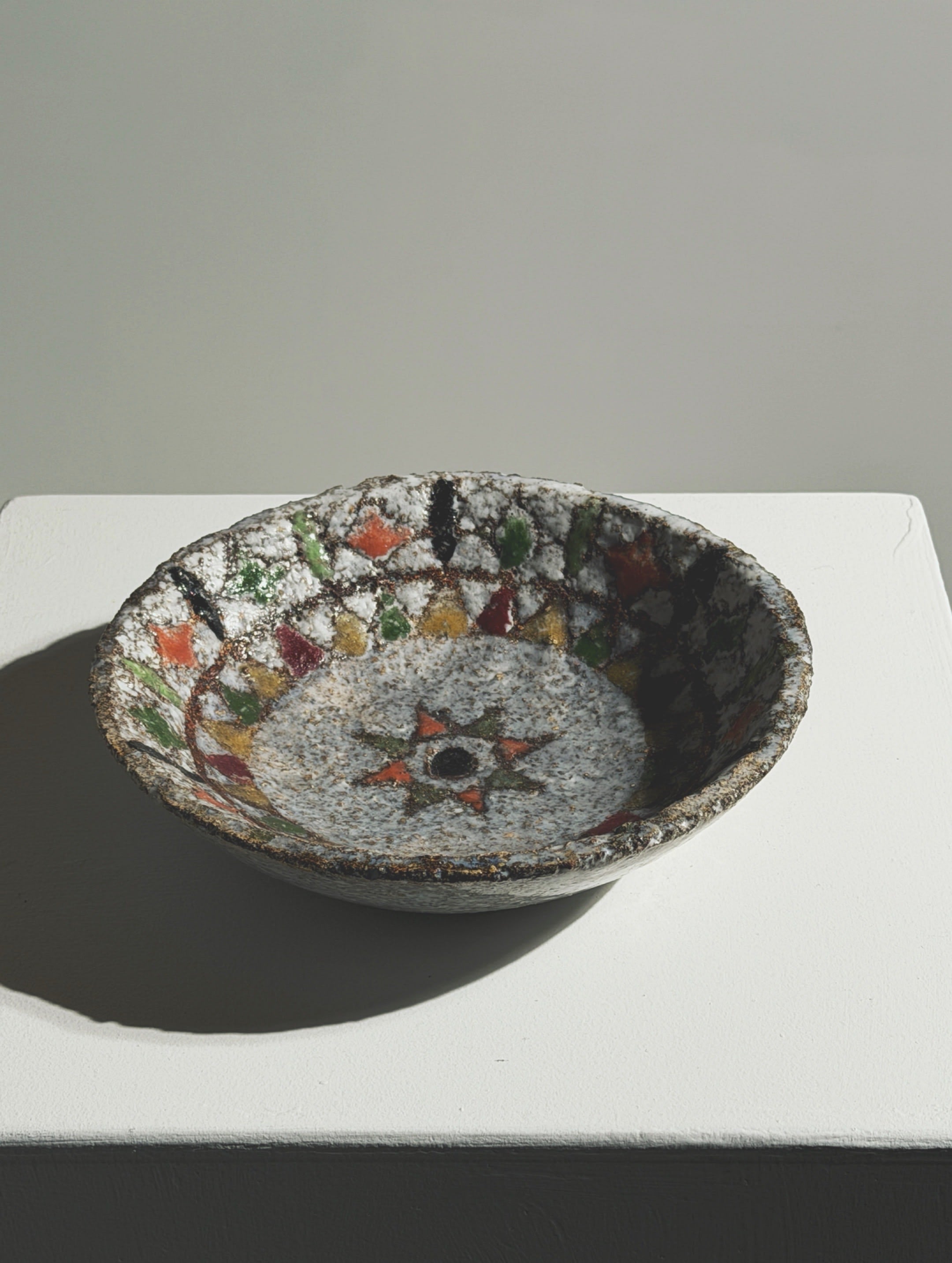 Bowl in Chamotte Stoneware by Fernande Kohler | The Oblist — handcrafted, colorful pattern