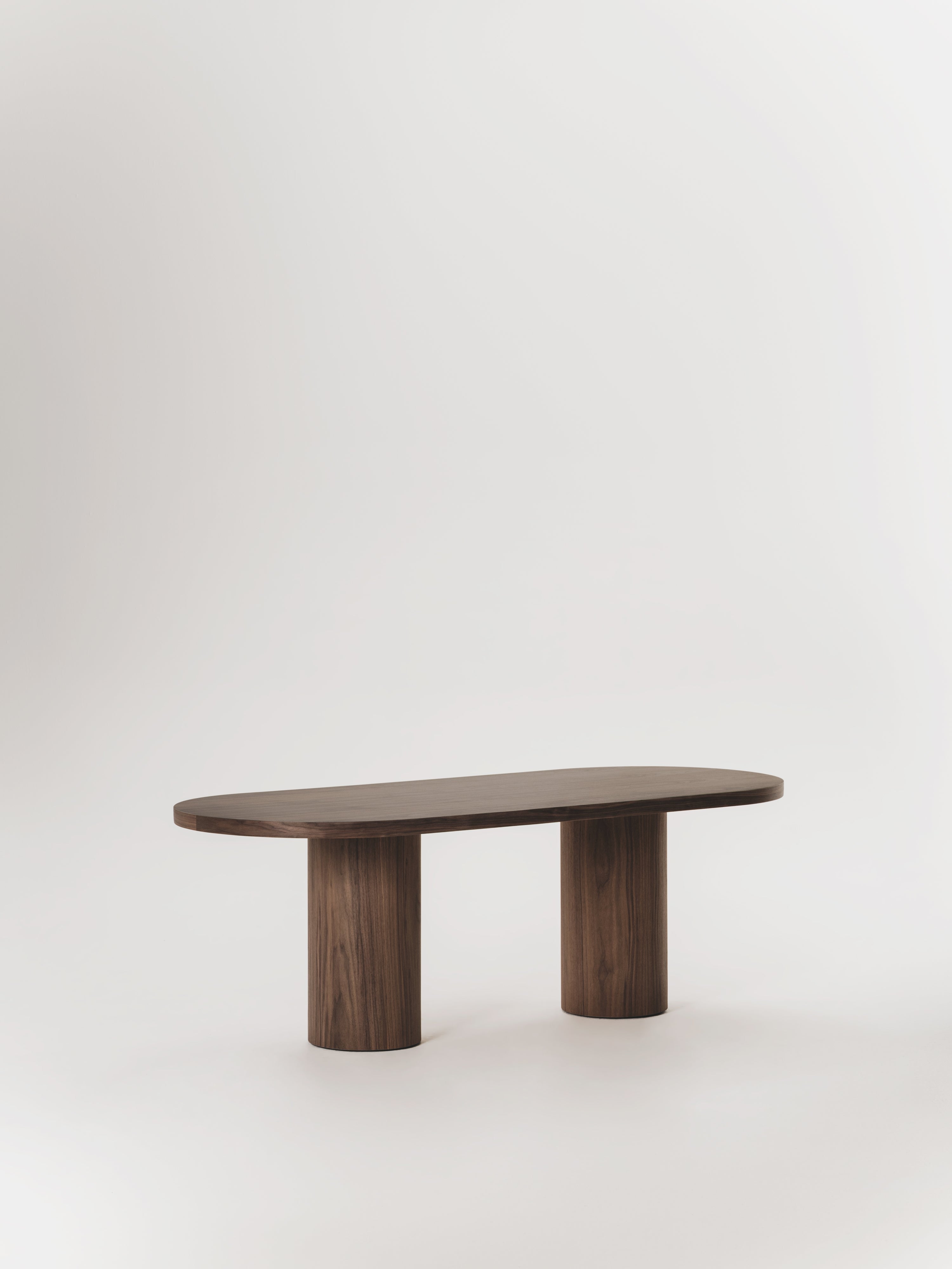Paloma Dining table — detail view
