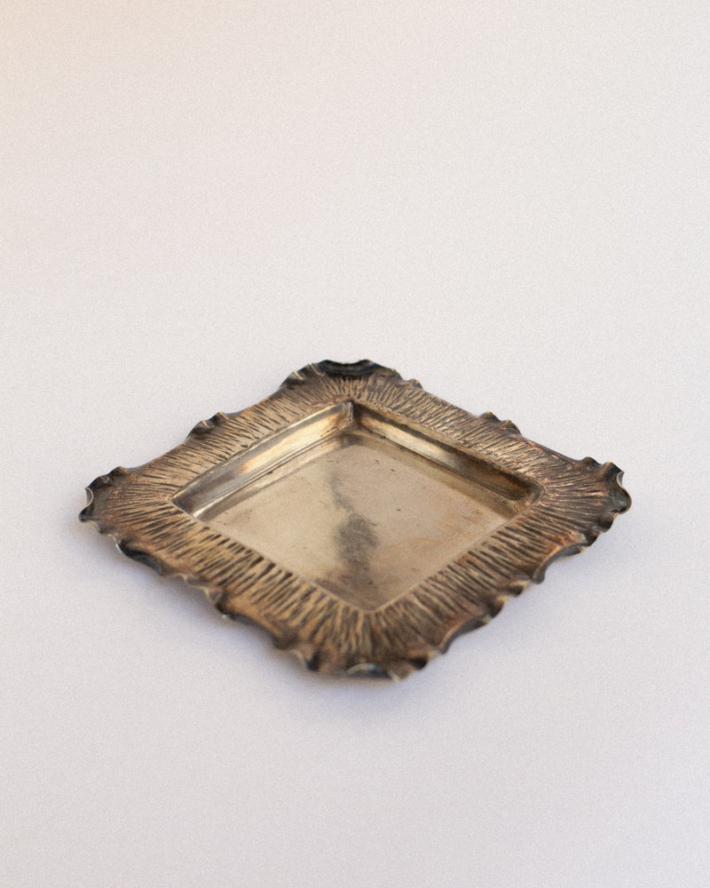 Silver-Plated Scallop Dish — detail view