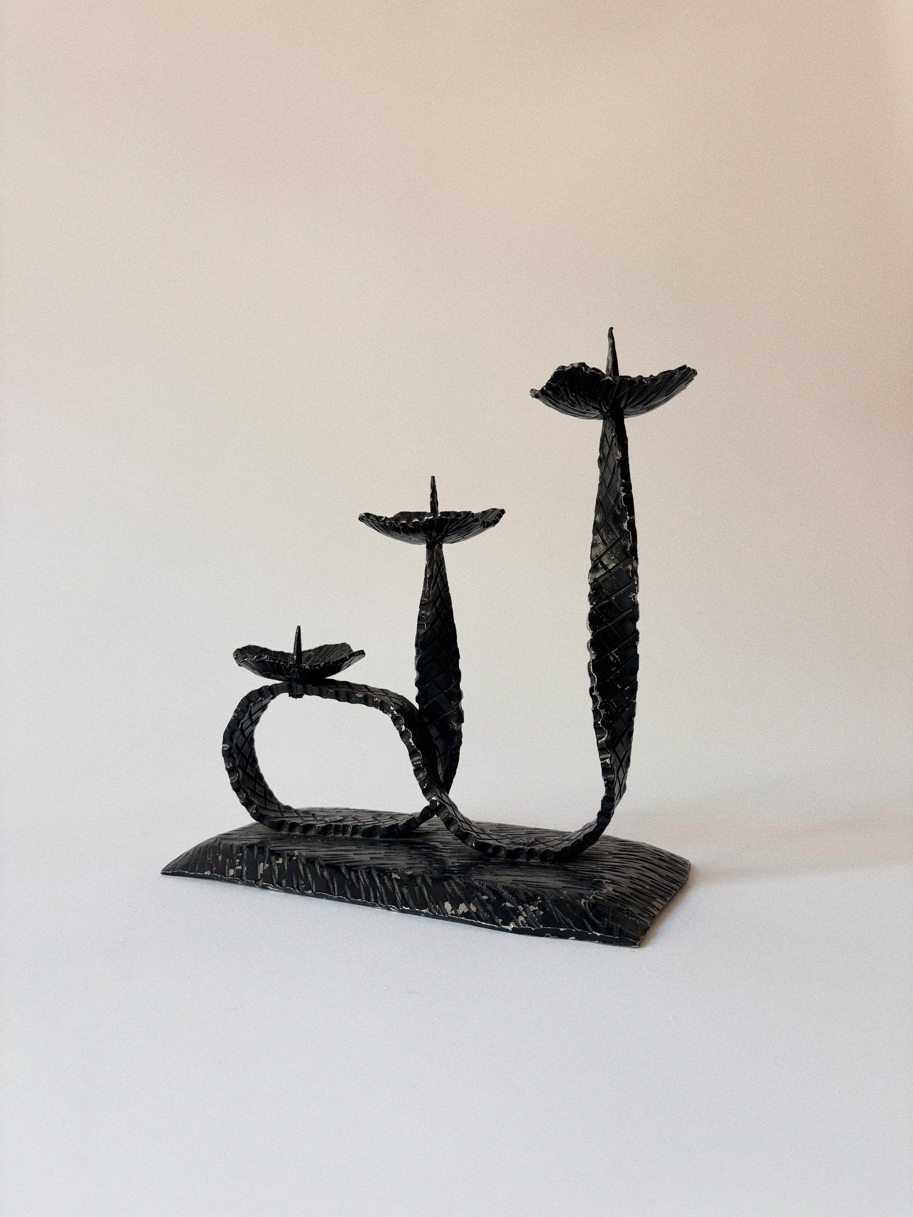 3 Arm Metal Ribbon Candlestick — detail view