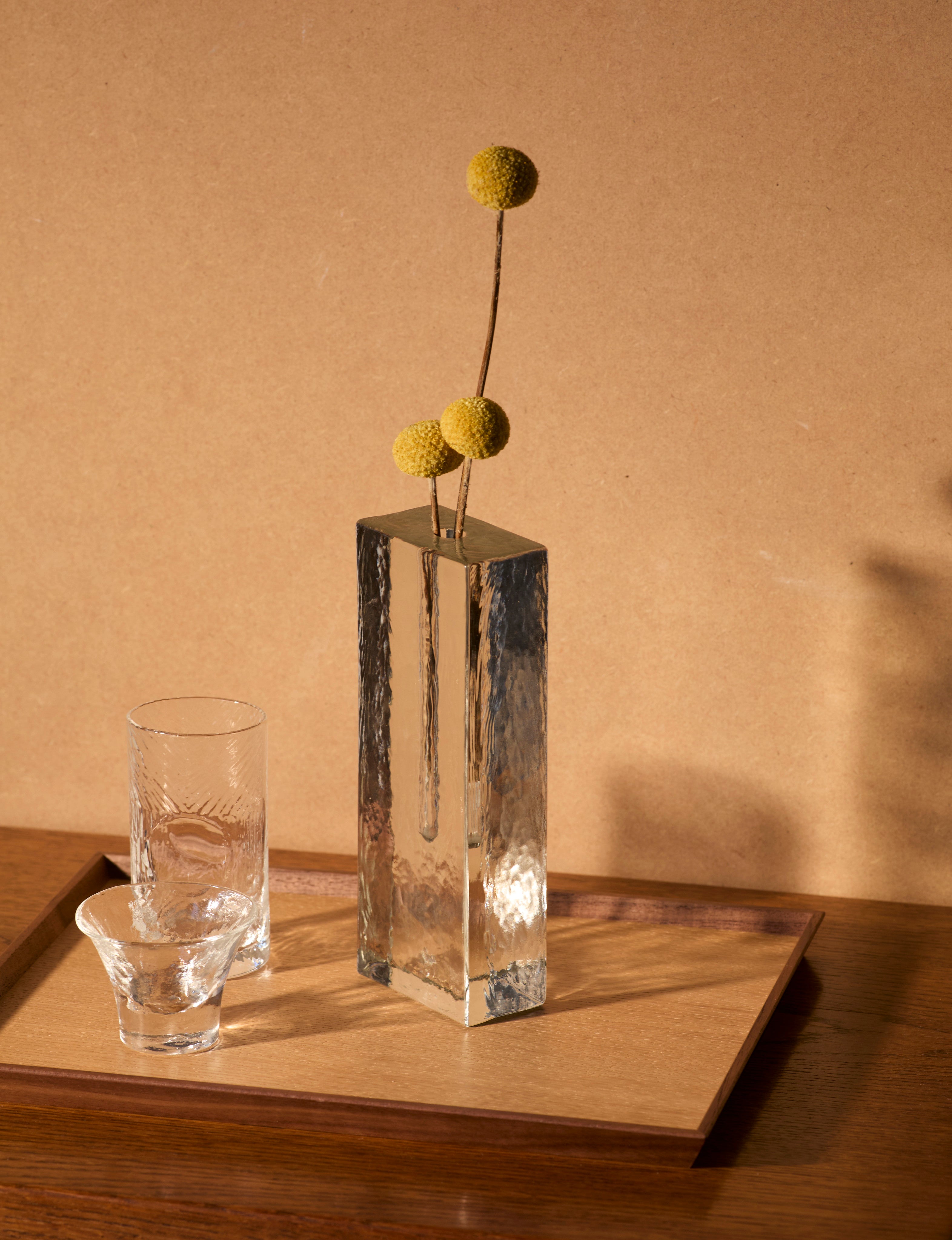 Block unifleur / stem vase in European glass (Extra Large) by DIG IN JAPAN | The Oblist