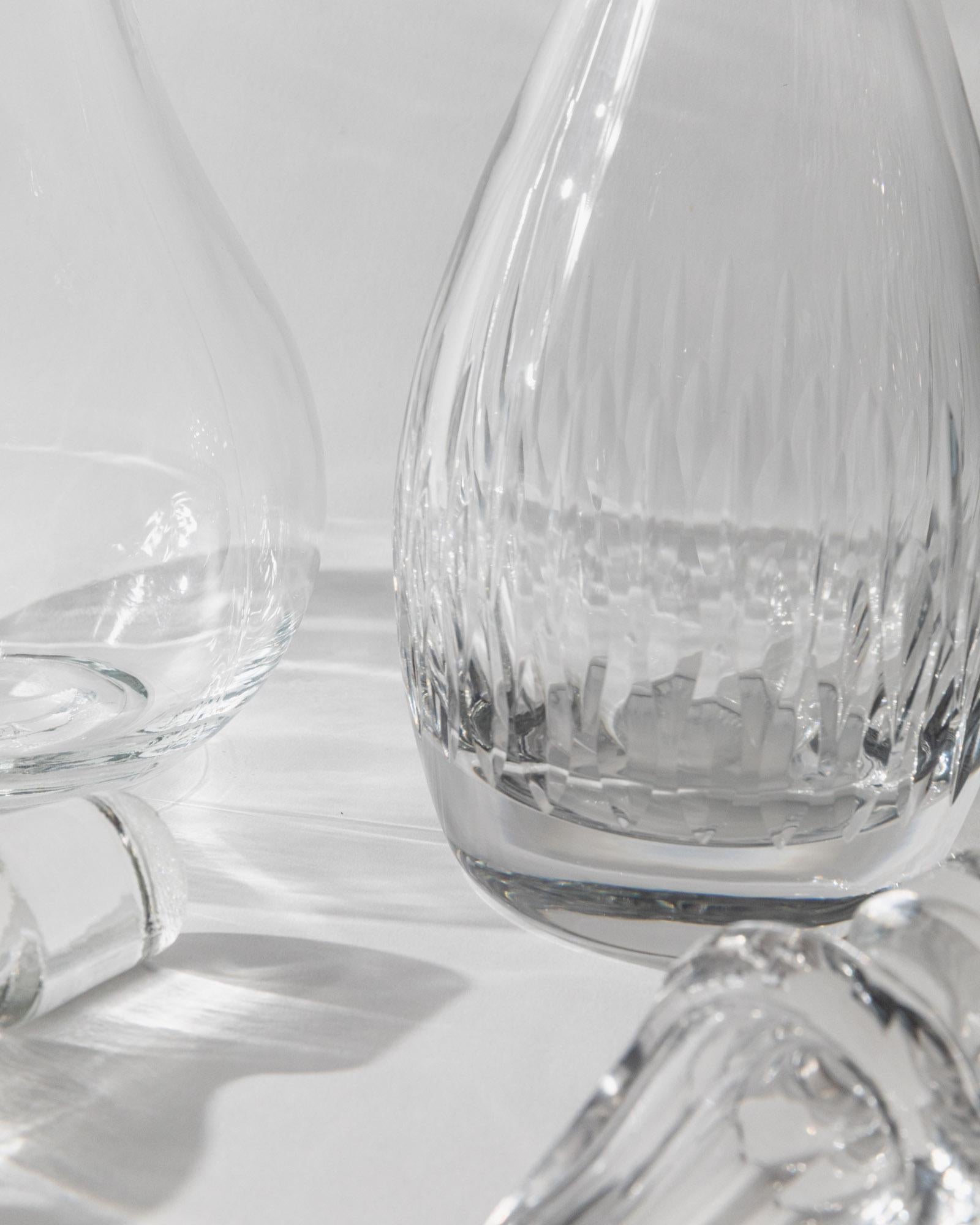 Vintage 1980s Glass Decanter Set of 2 — close-up of clear glass texture