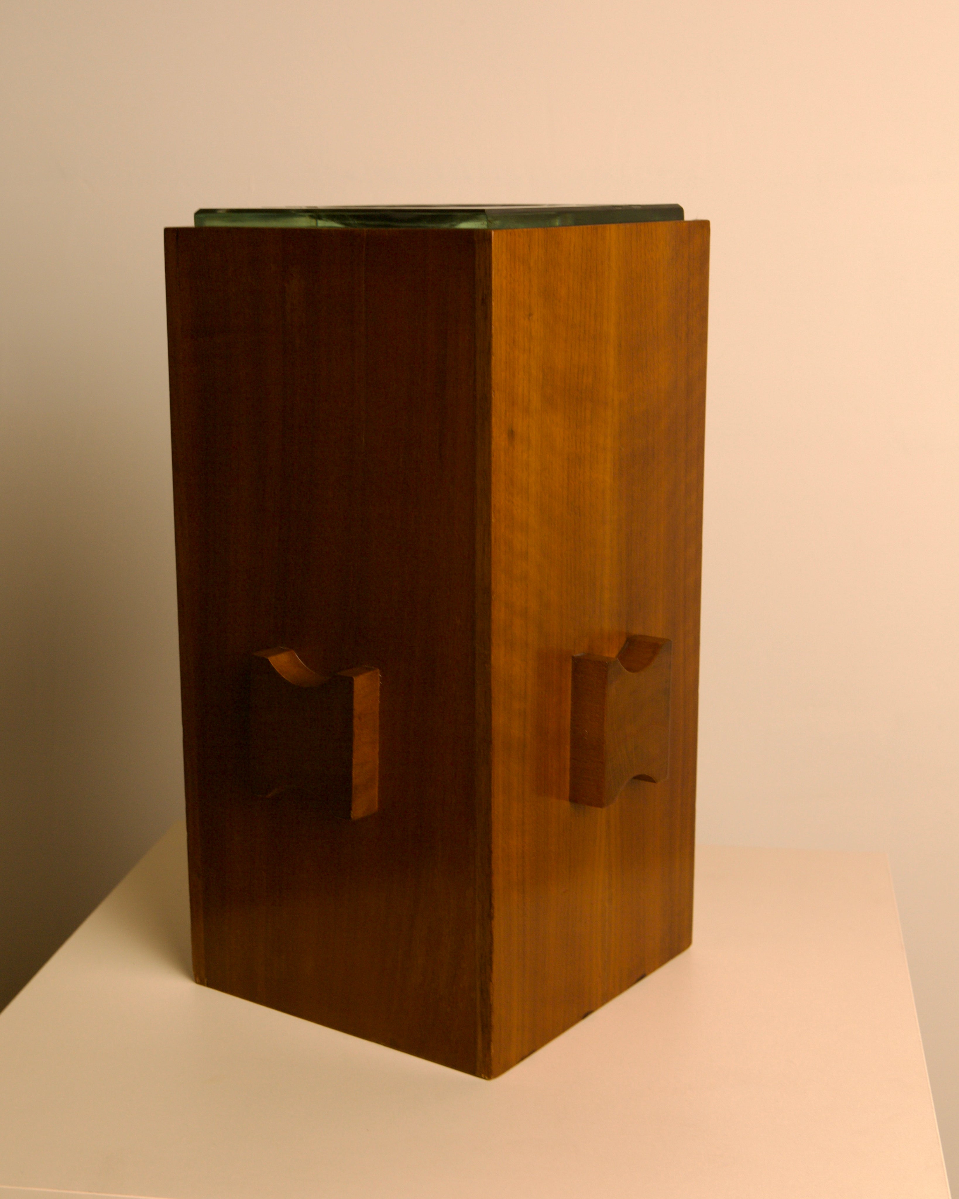 Italian floor ashtray Series 2461 by Max Ingrand for Fontana Arte, 1960s — alternate view