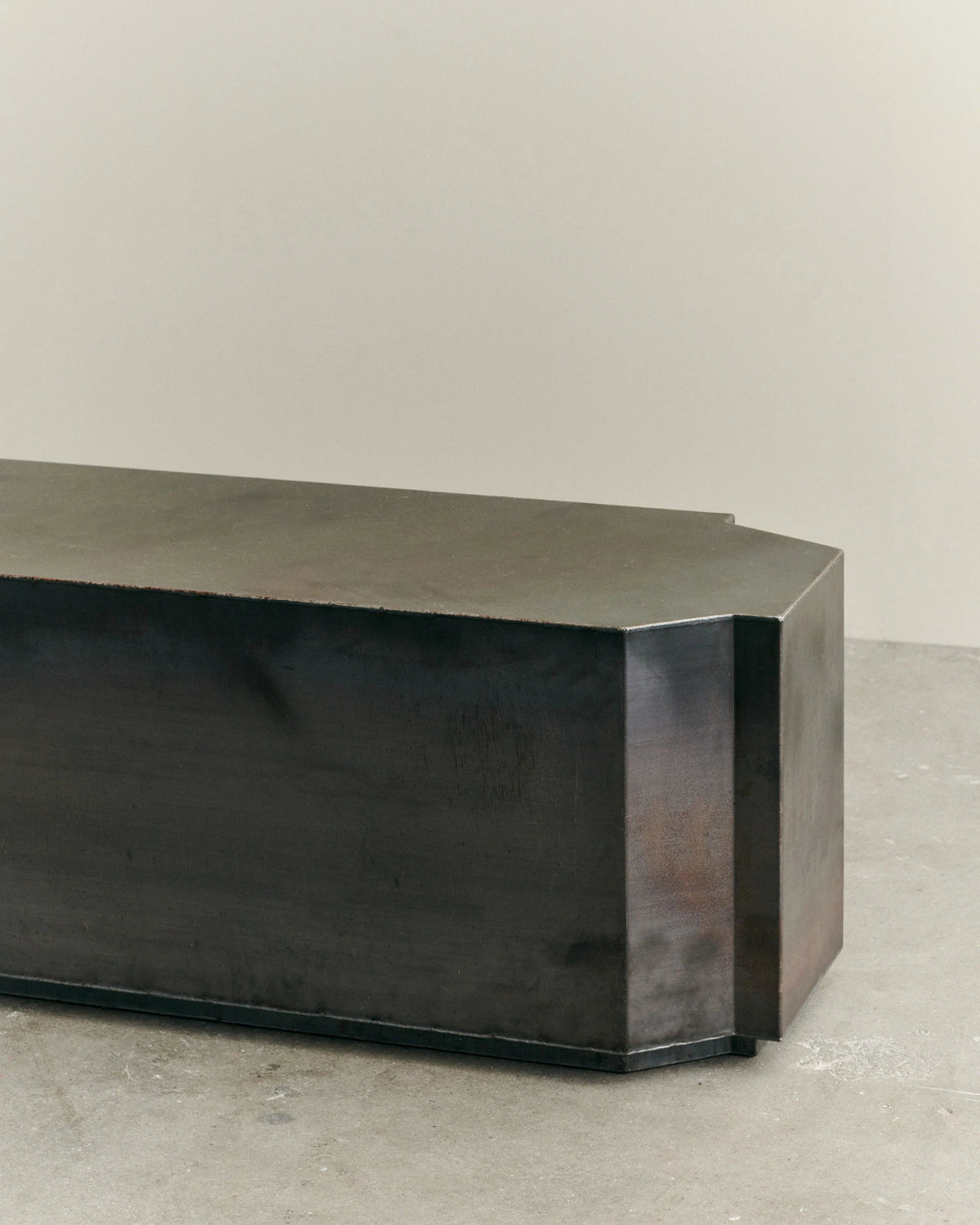 FUNKI BENCH — lifestyle setting