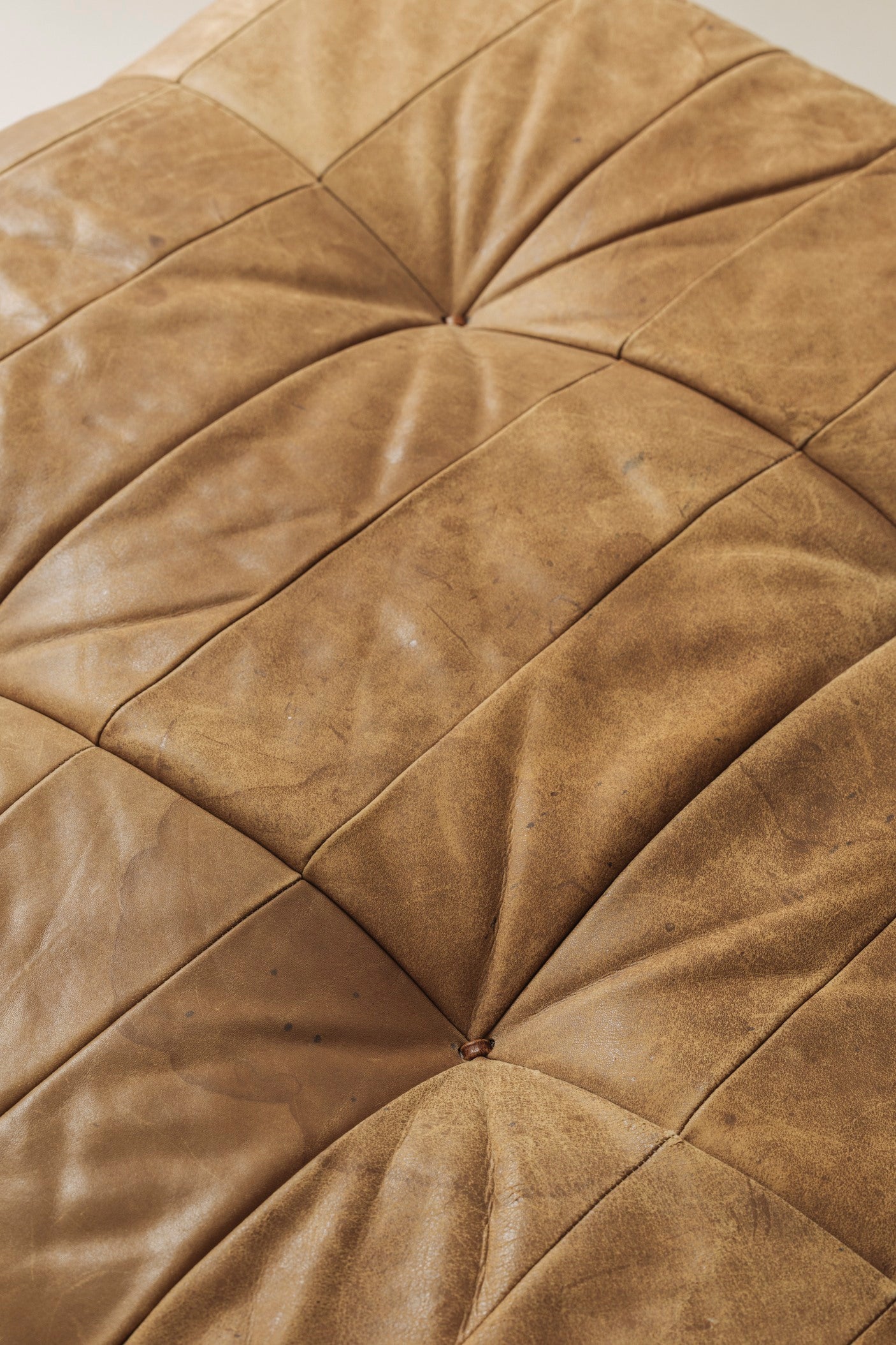DS-80 Daybed De Sede — Cognac Patchwork Leather, Switzerland 1970s — in context