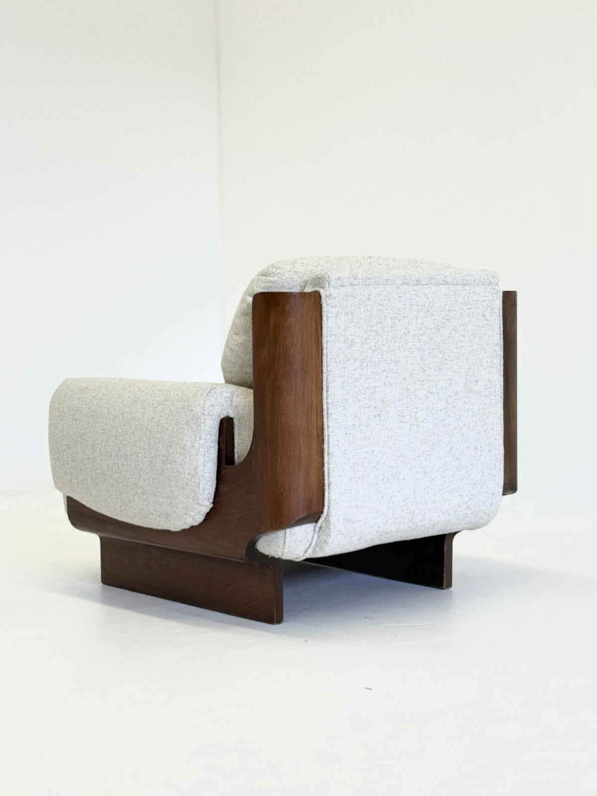 Italian Brutalist - mid century armchair — view 12