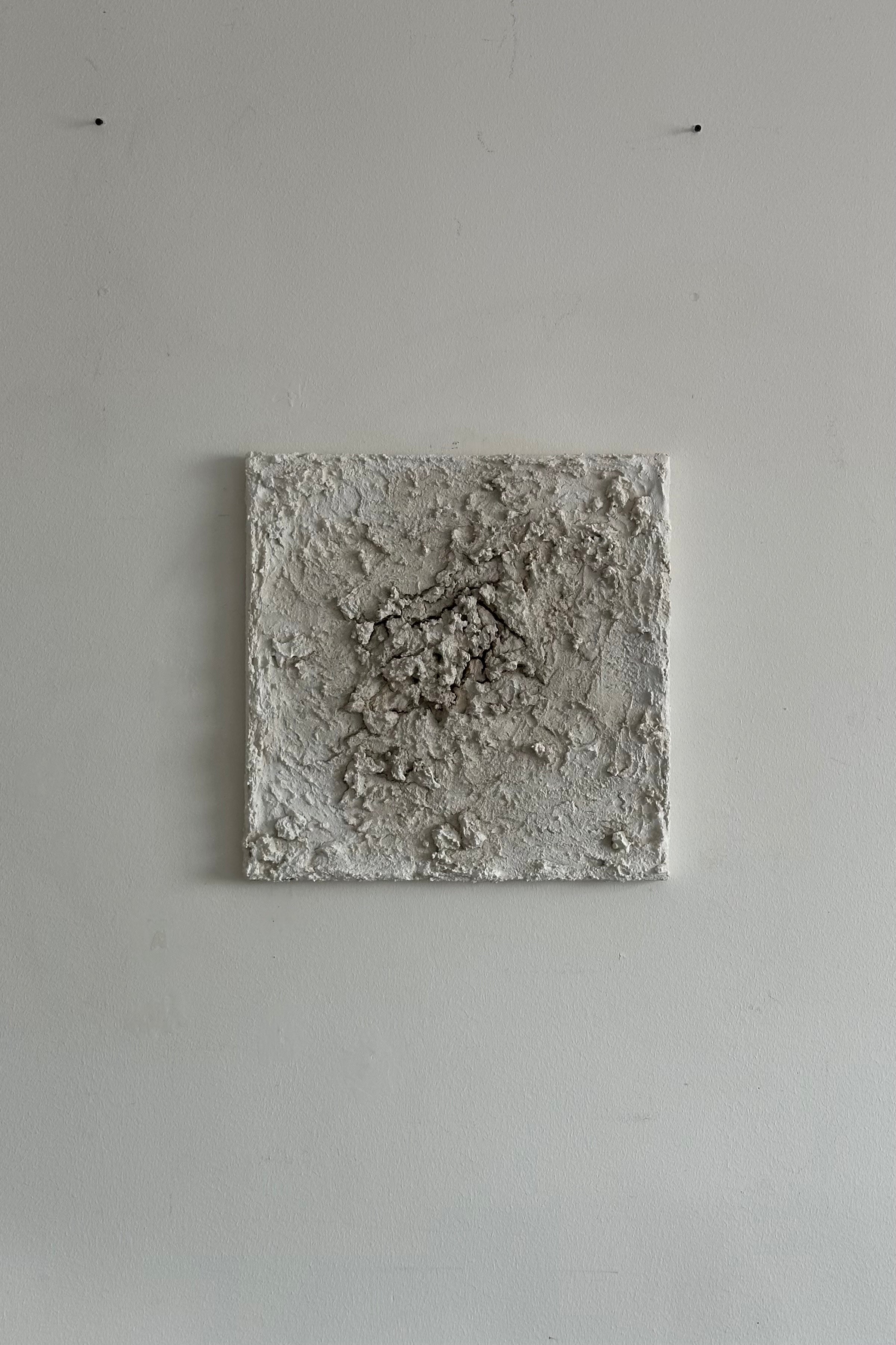 'SUSPIRIUM 10' sculptural wall art — additional view