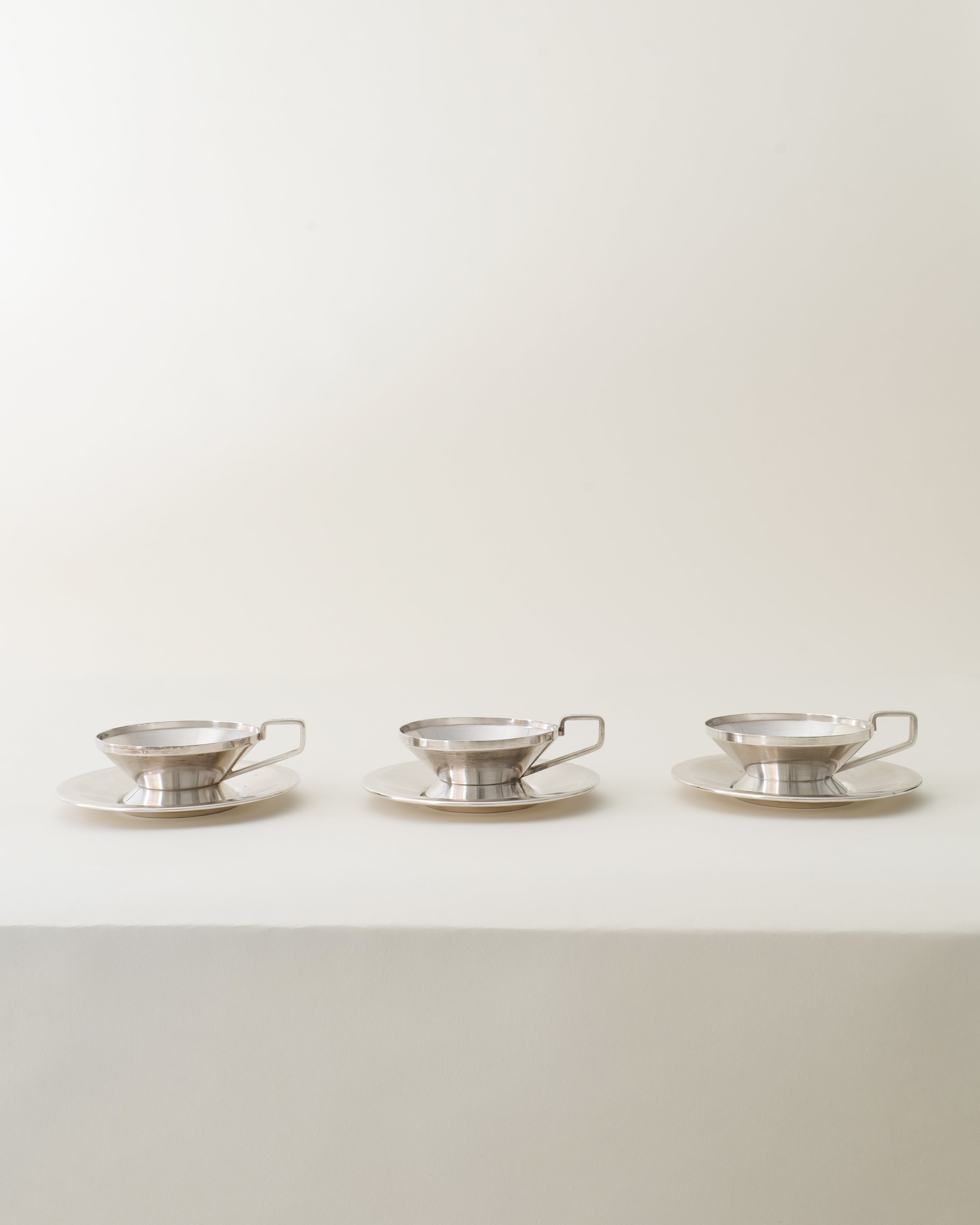 Gio Ponti Arthur Krupp Milano Cups and Saucers 1950s — close-up