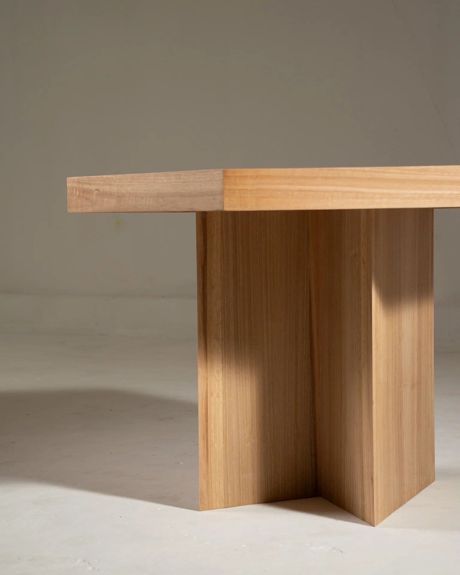 'Octógono' Table