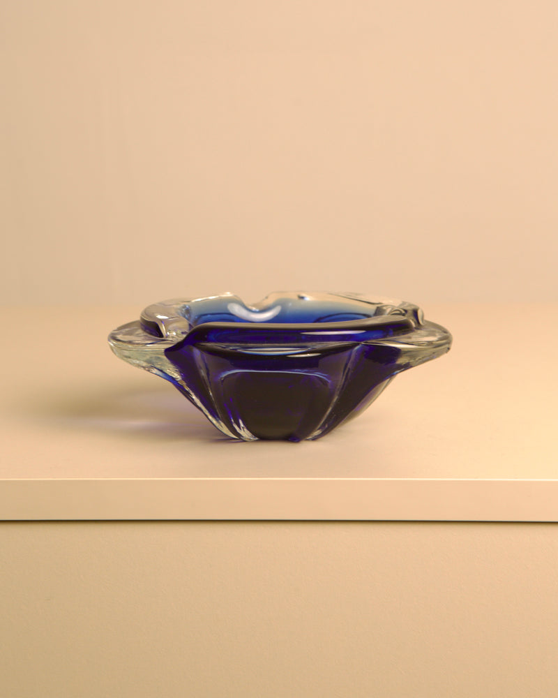 80's Blue Murano Glass "Flower" Ashtray — close-up of blue glass detail