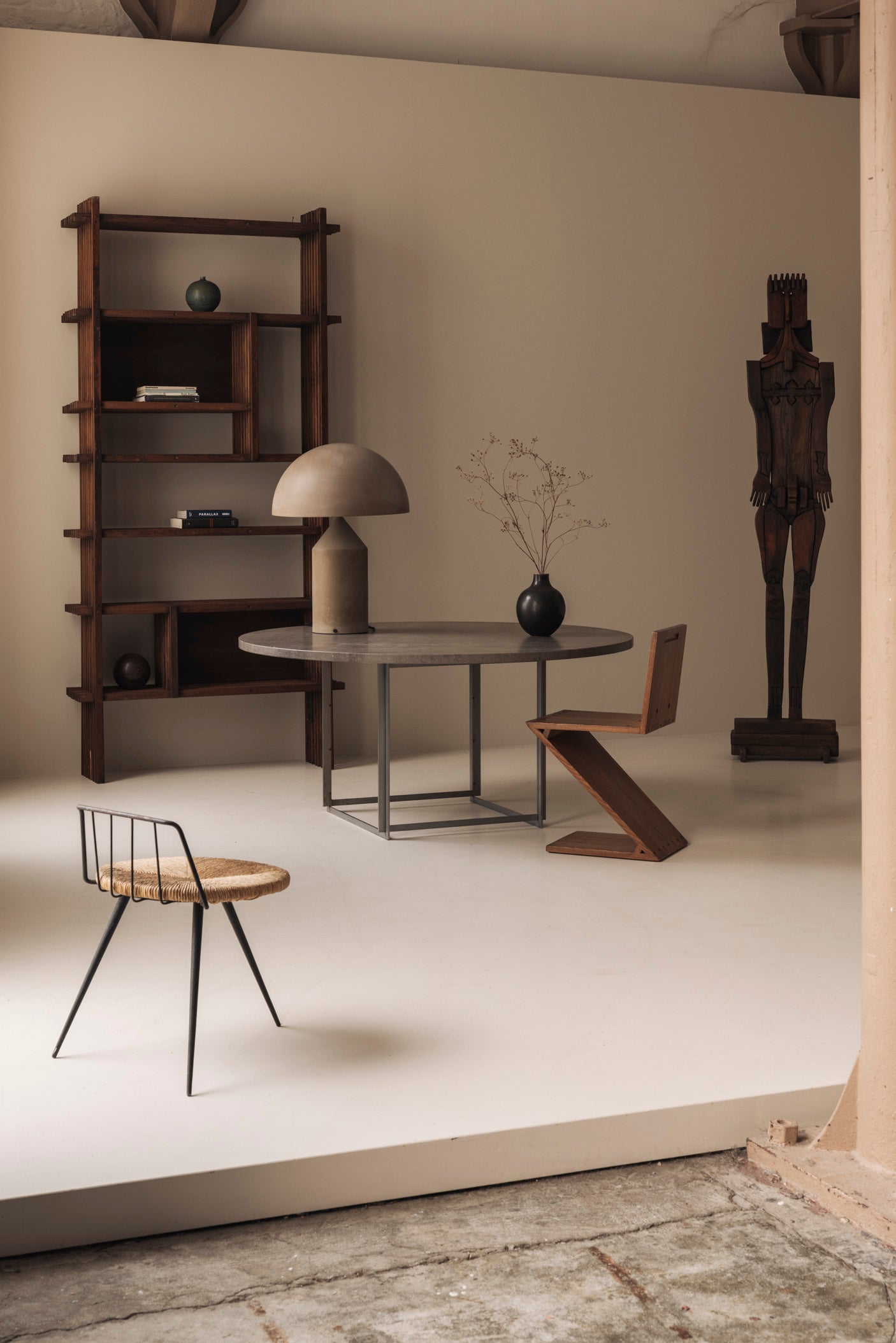 Architectural French oak bookcase / cabinet from the 1950s — view 10