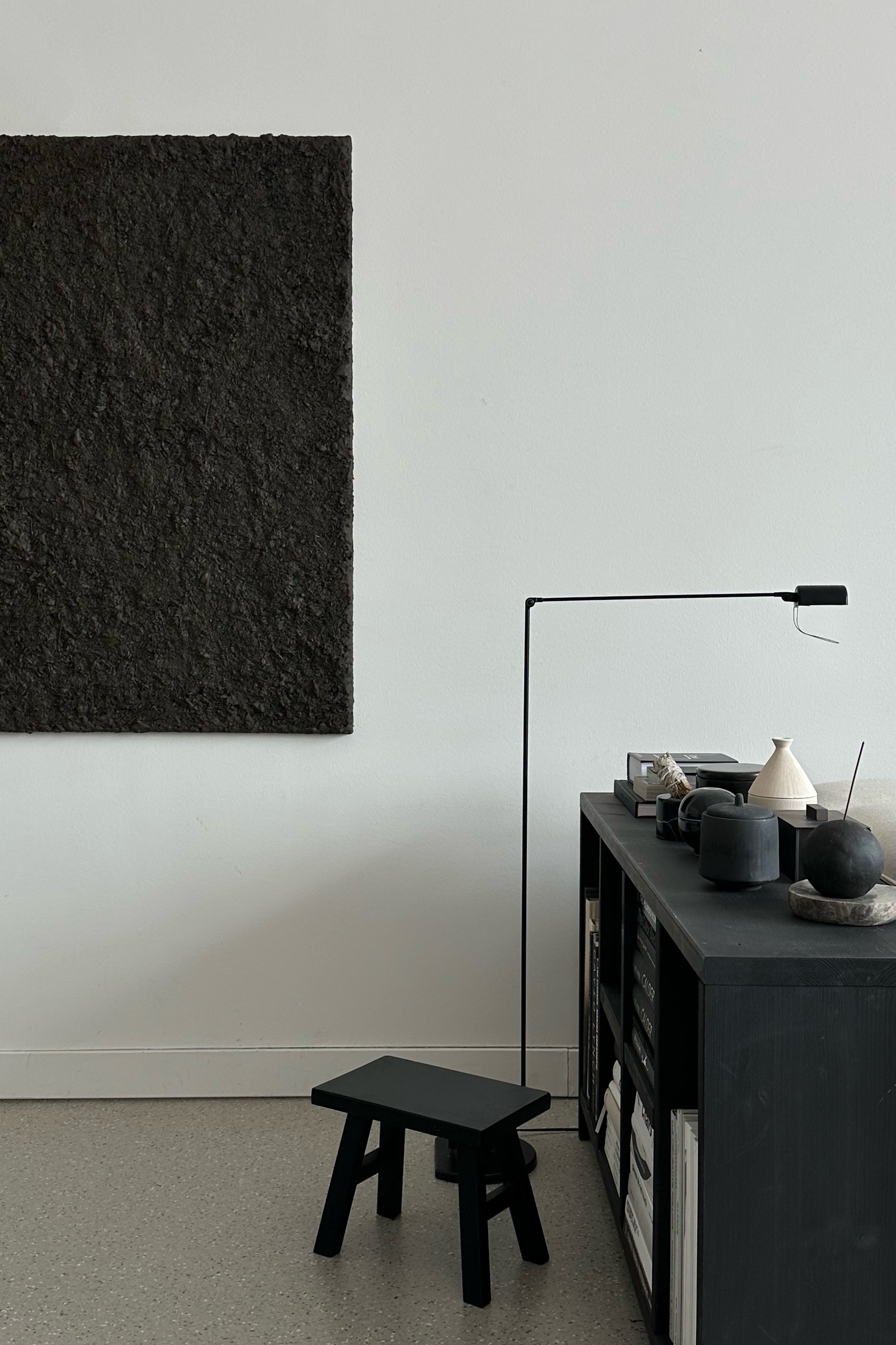 'ARCHE 07' sculptural wall art — in context