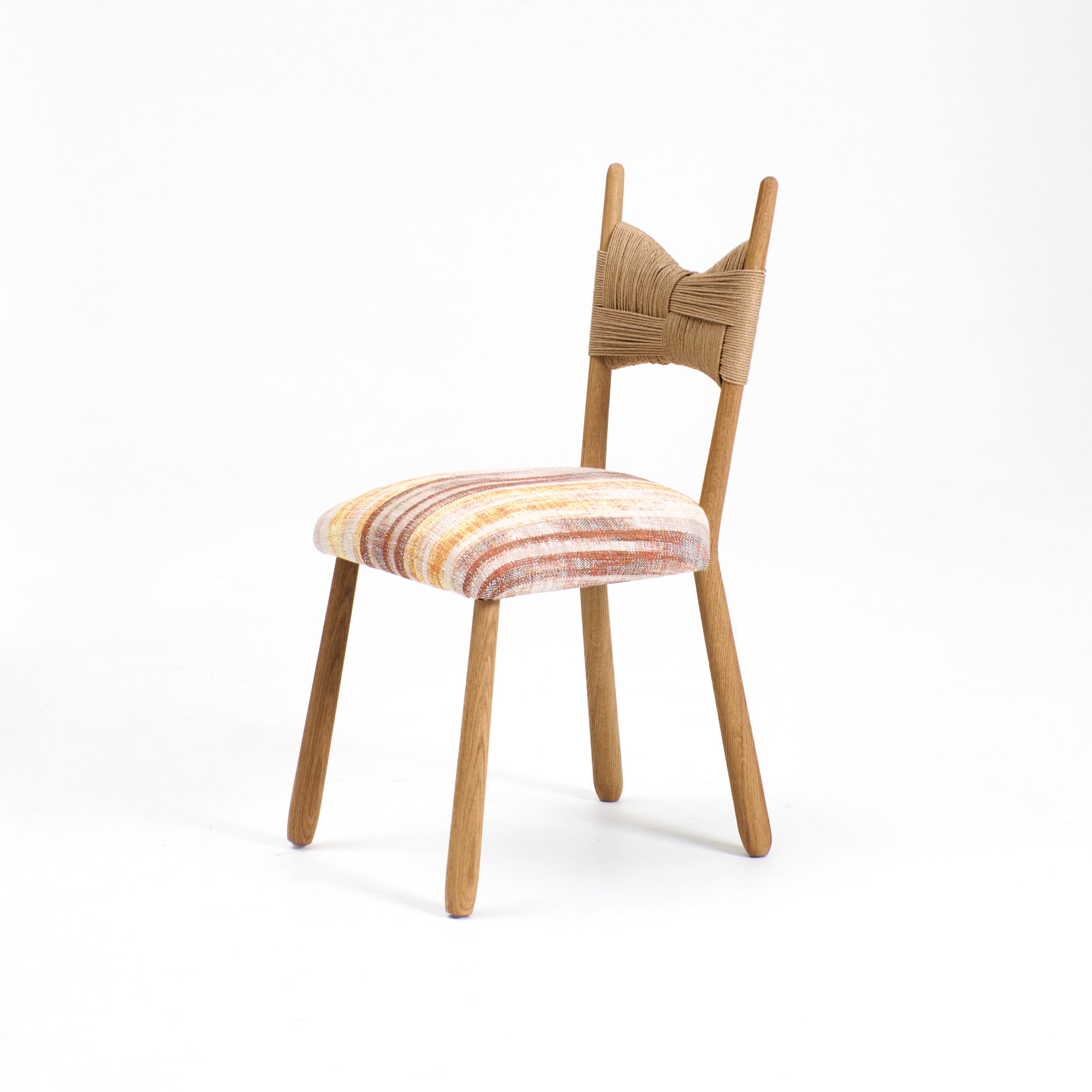 Perícia Dining chair — detail view