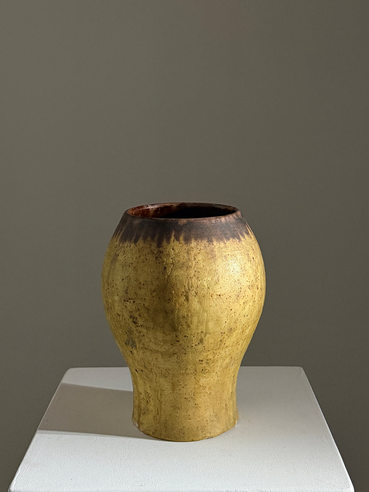 Ceramic vase, artist to be identified, 1960 by Figuresdesign | The Oblist
