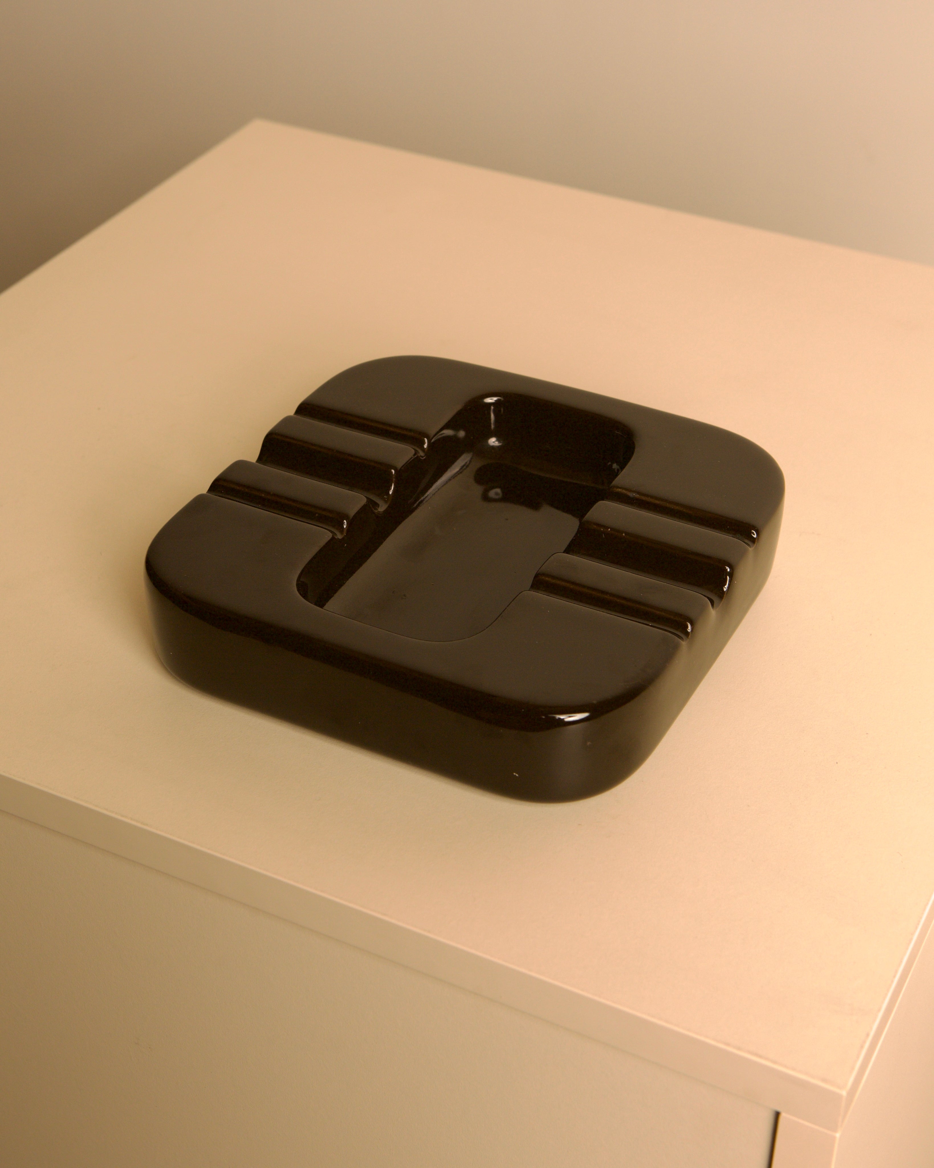 Italian Brown Ceramic Ashtray by Sicart Cartigliano, 1960s by Treaptyque | The Oblist