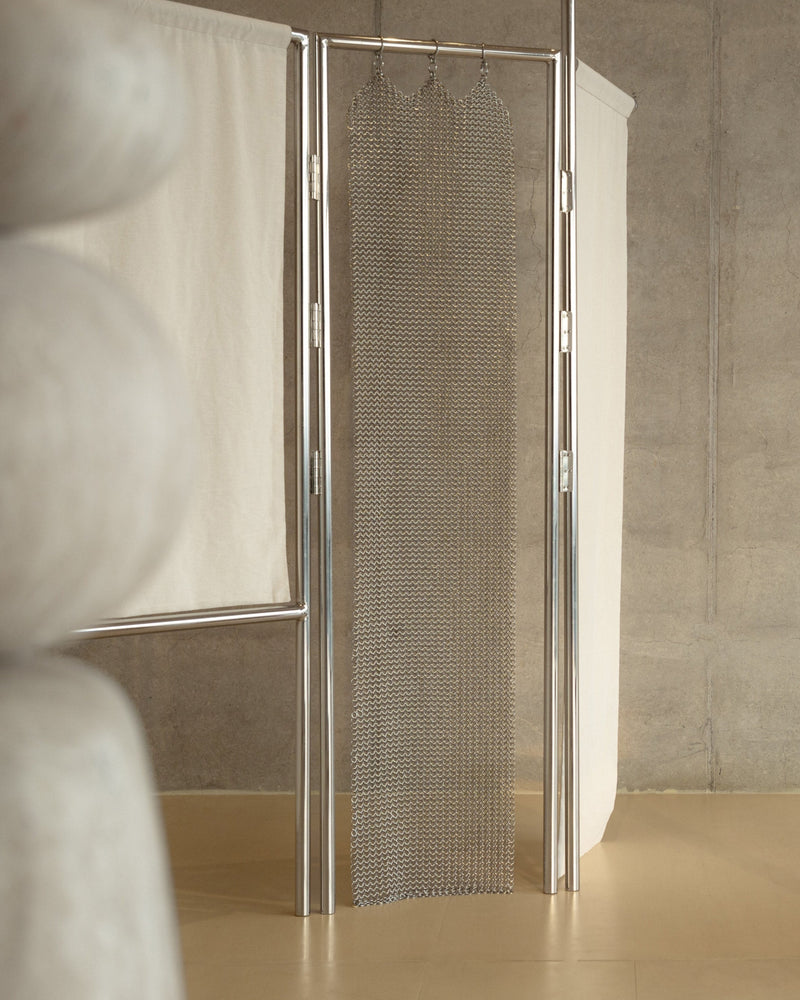 Gonfalon Paravent, Room Divider in Textile and Metal — close-up of metal mesh panel