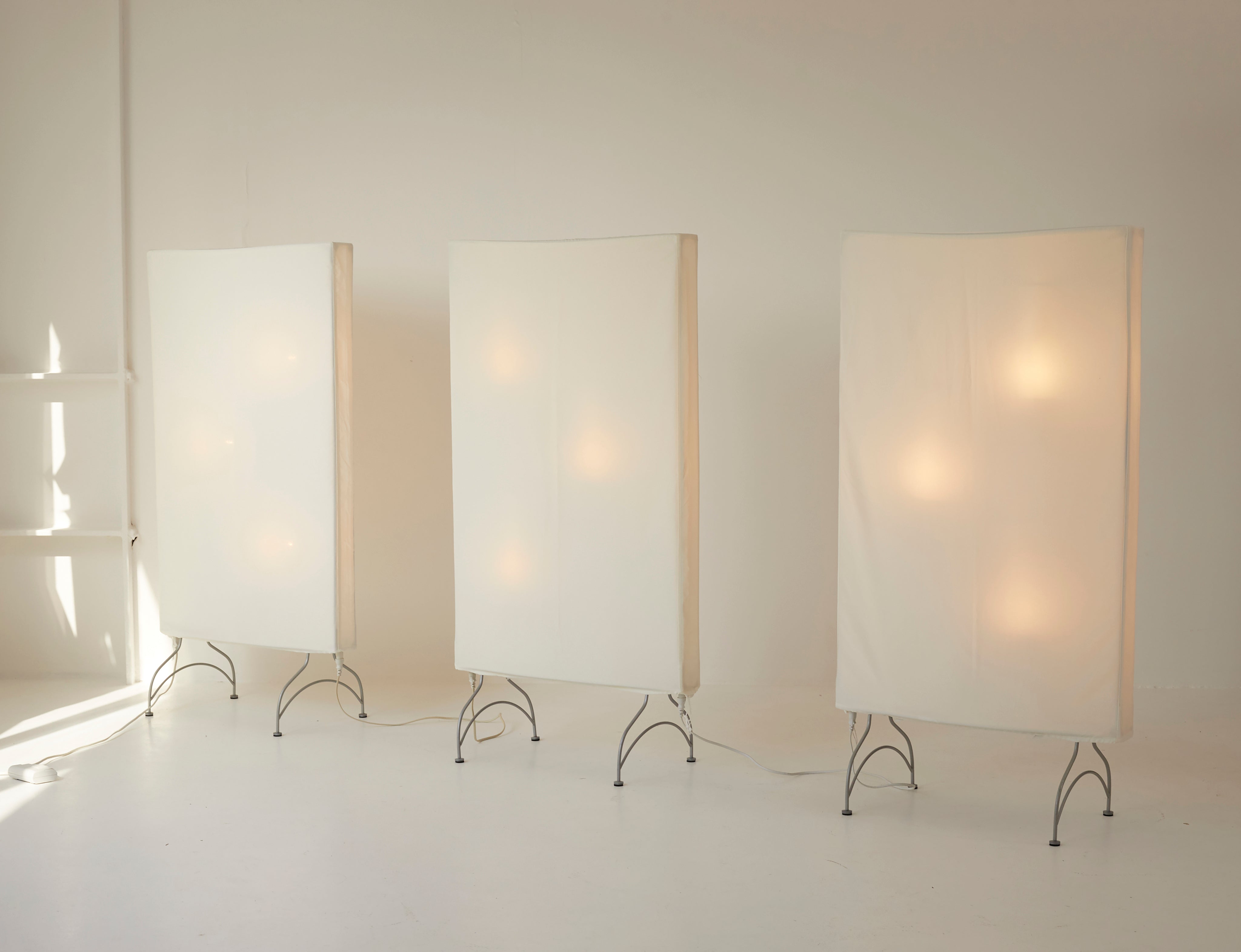 Écran Lumineux Vintage à Intensité Réglable / Lampadaire / Séparateur de Pièce en Tissu Amovible Vers 2000