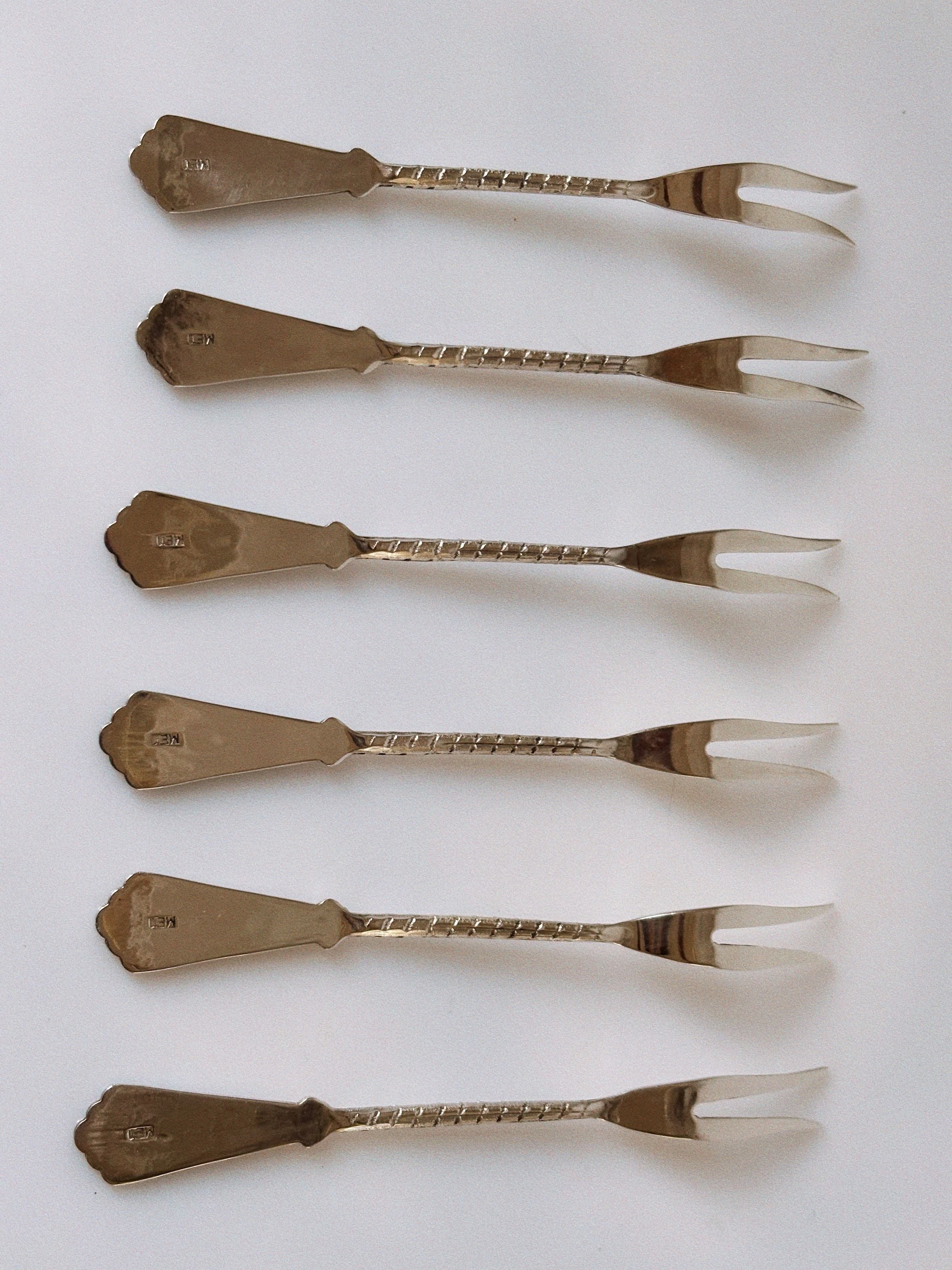 Set of Silver Plated Dessert Forks, 1985 Poland — side angle
