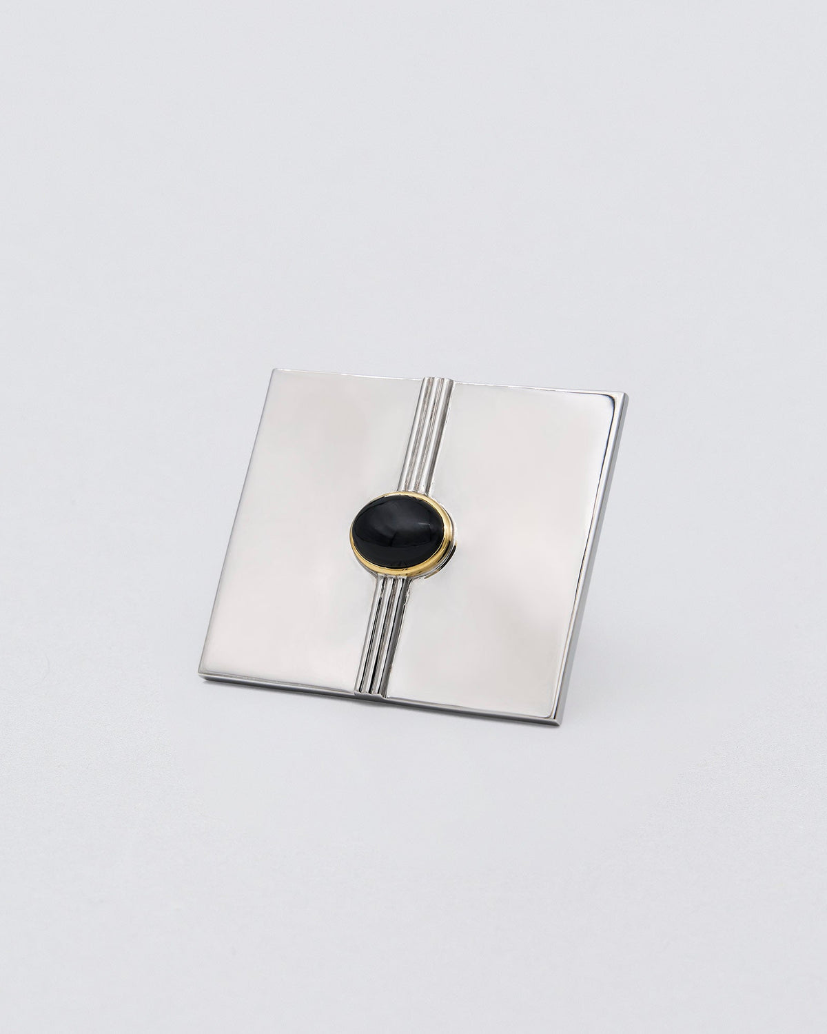 "Cabochon Mirror" by Trine Tuxen | The Oblist