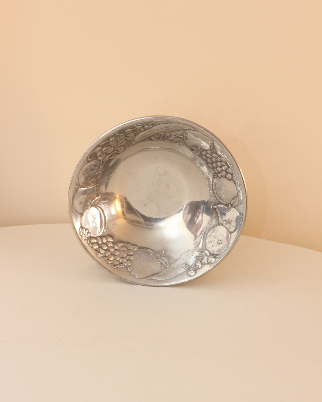 Table centerpiece by Boga Avante Shop | The Oblist