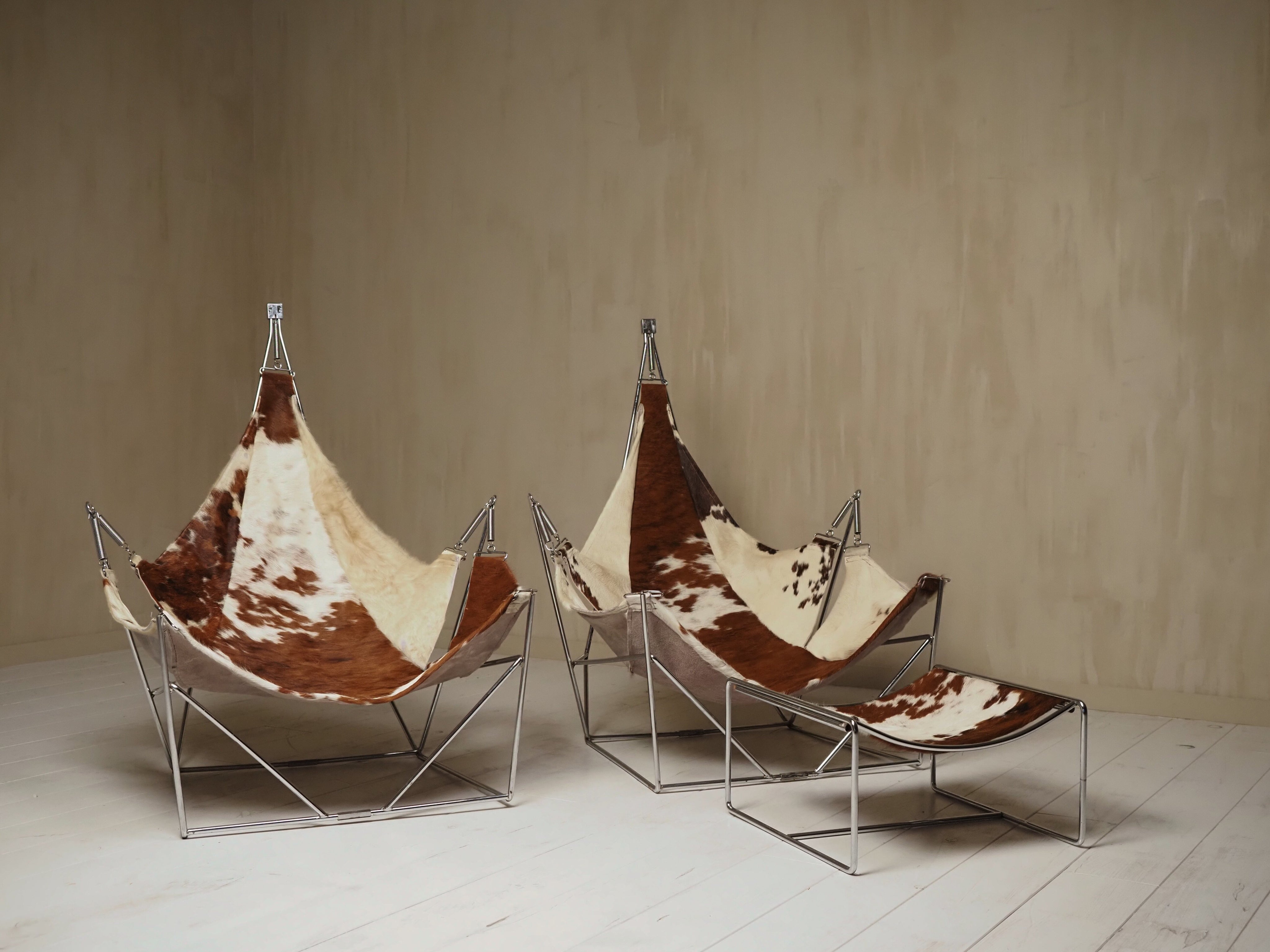 Odile Mir 'David' lounge set — side angle