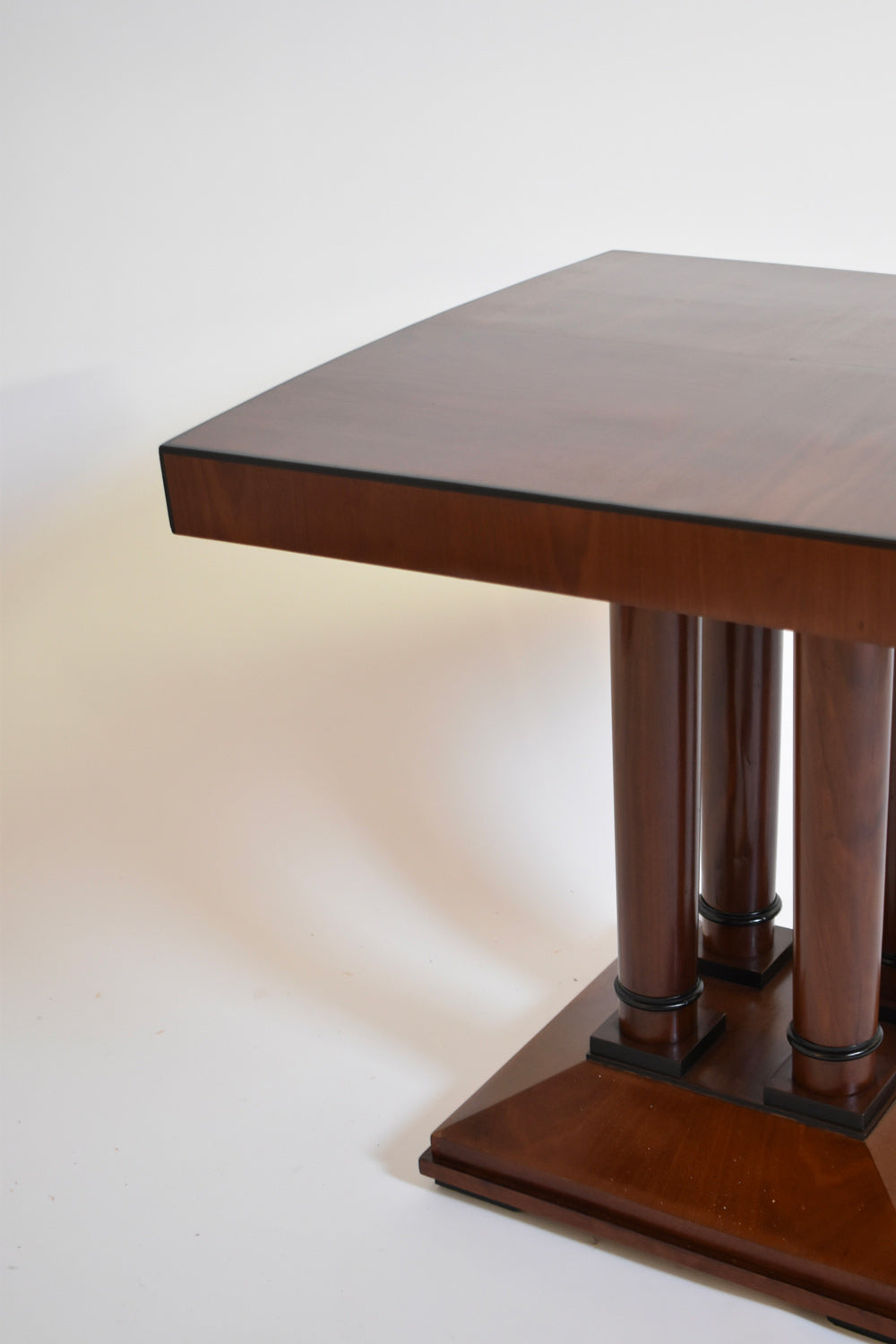 Table d'appoint de la Sécession viennoise, années 1910