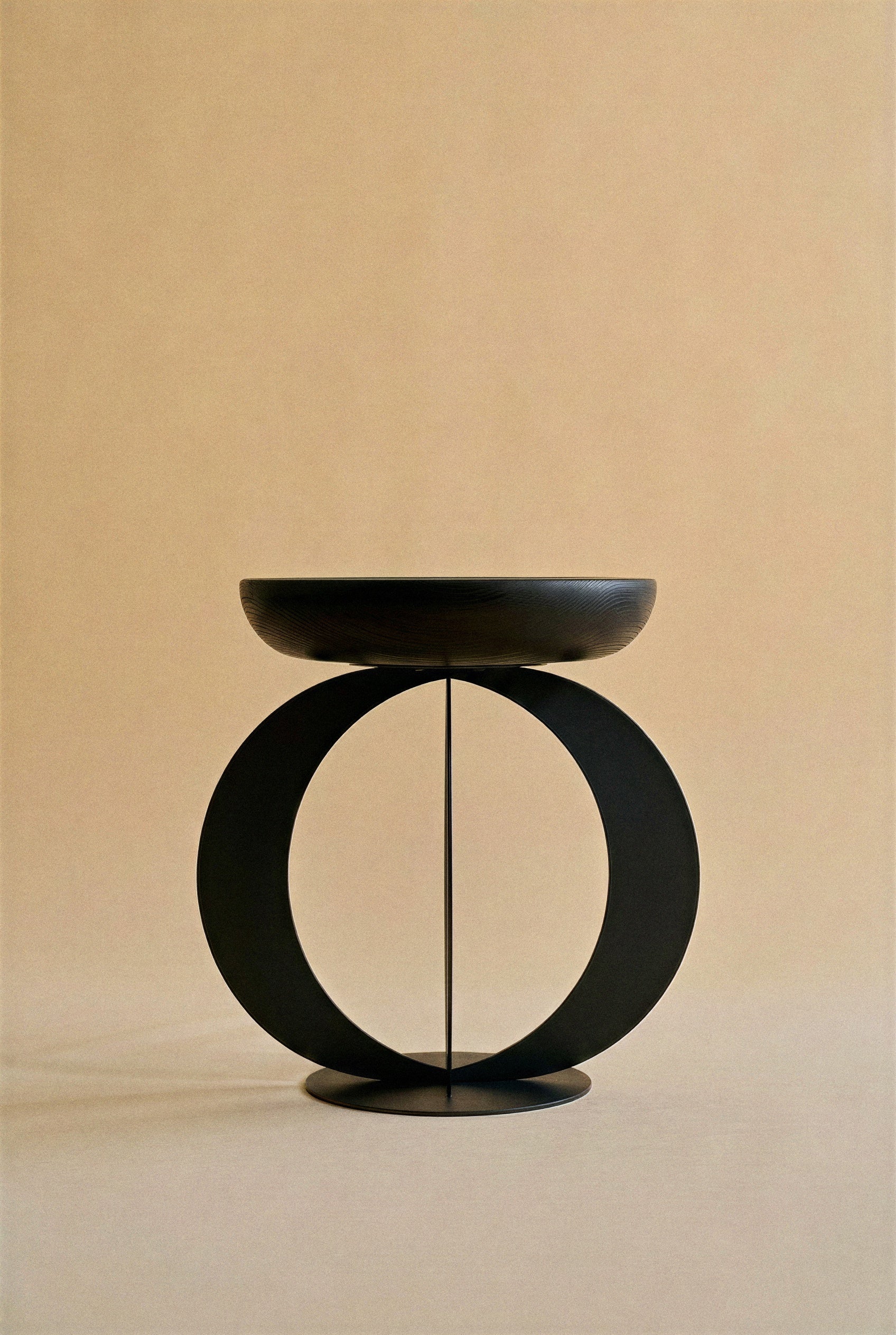Minor Side Table - Black — close-up