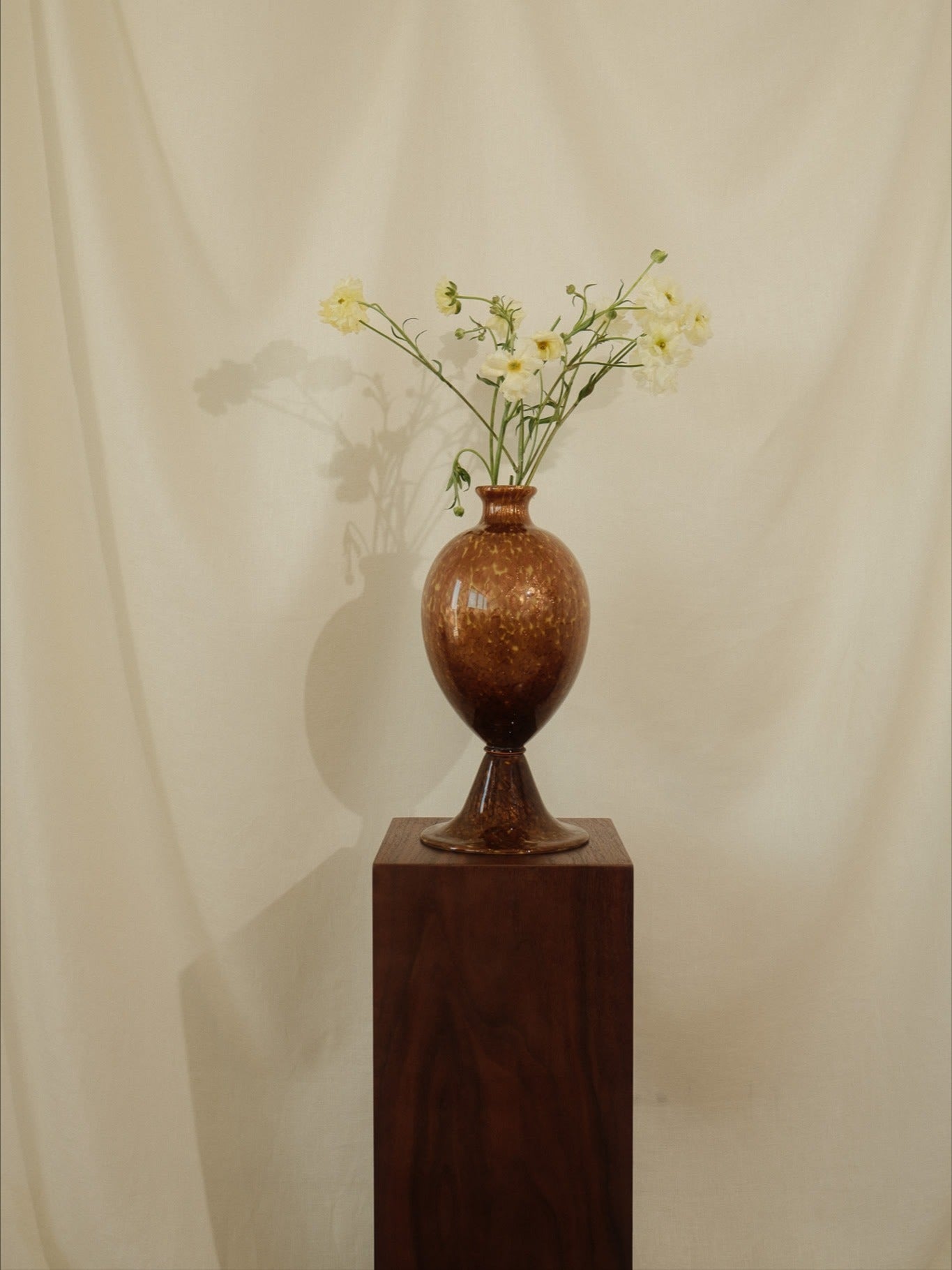 Murano Amber Speckled Glass Vase — detail view
