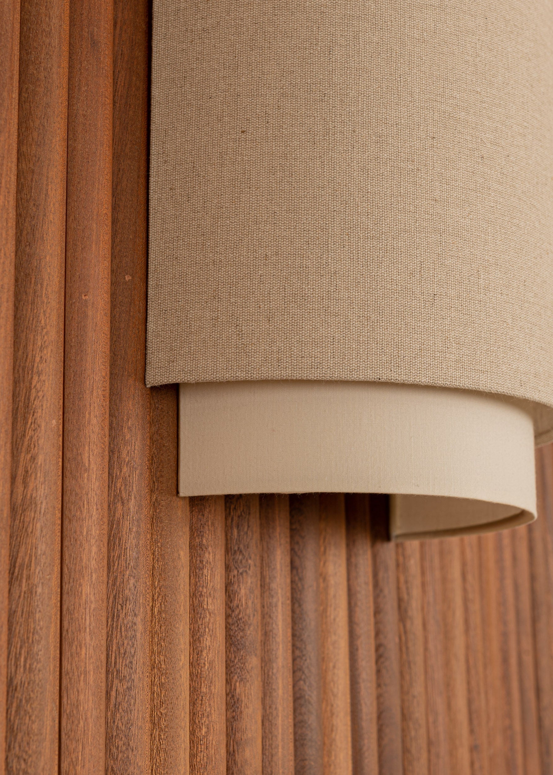 'Duono' Wall Light Linen — lifestyle setting