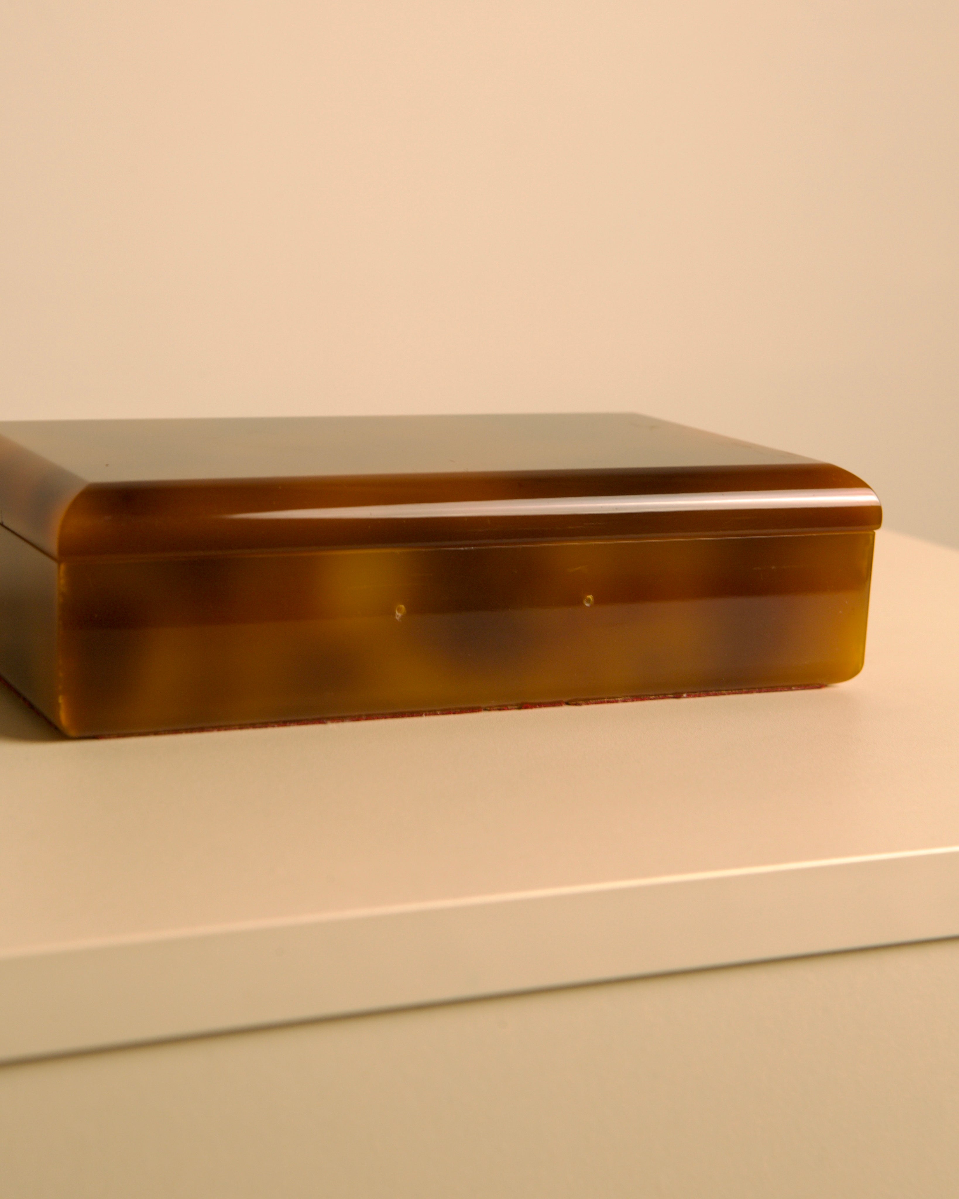 Italian Rectangular Resin Tortoiseshell-effect Box 70's — side angle on neutral surface