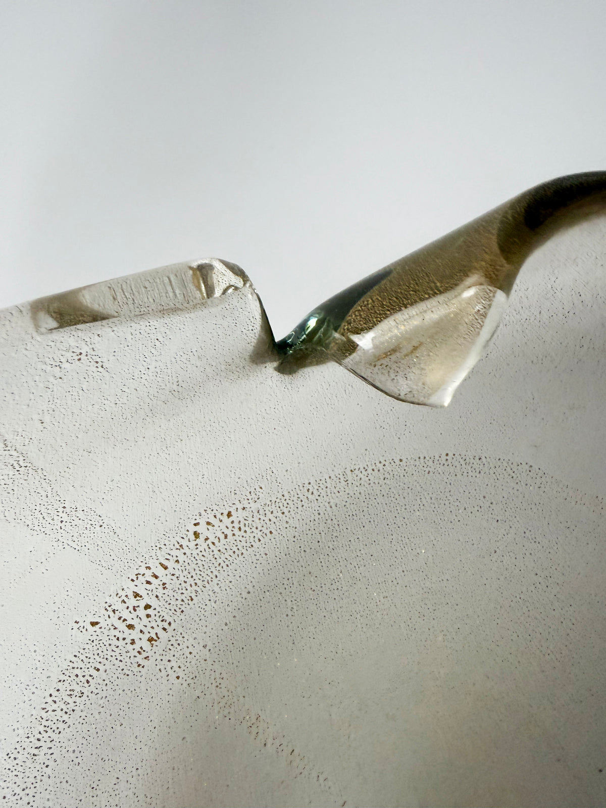 Large Murano Bowl with Gold Aventurine — detail view
