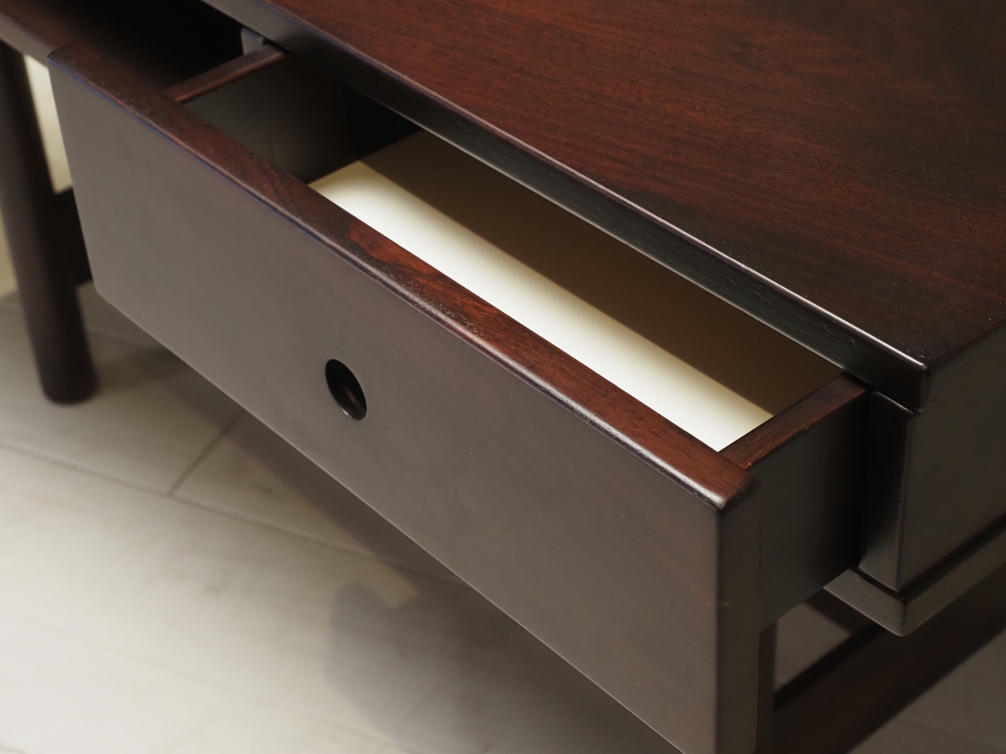 Italian desk — close-up