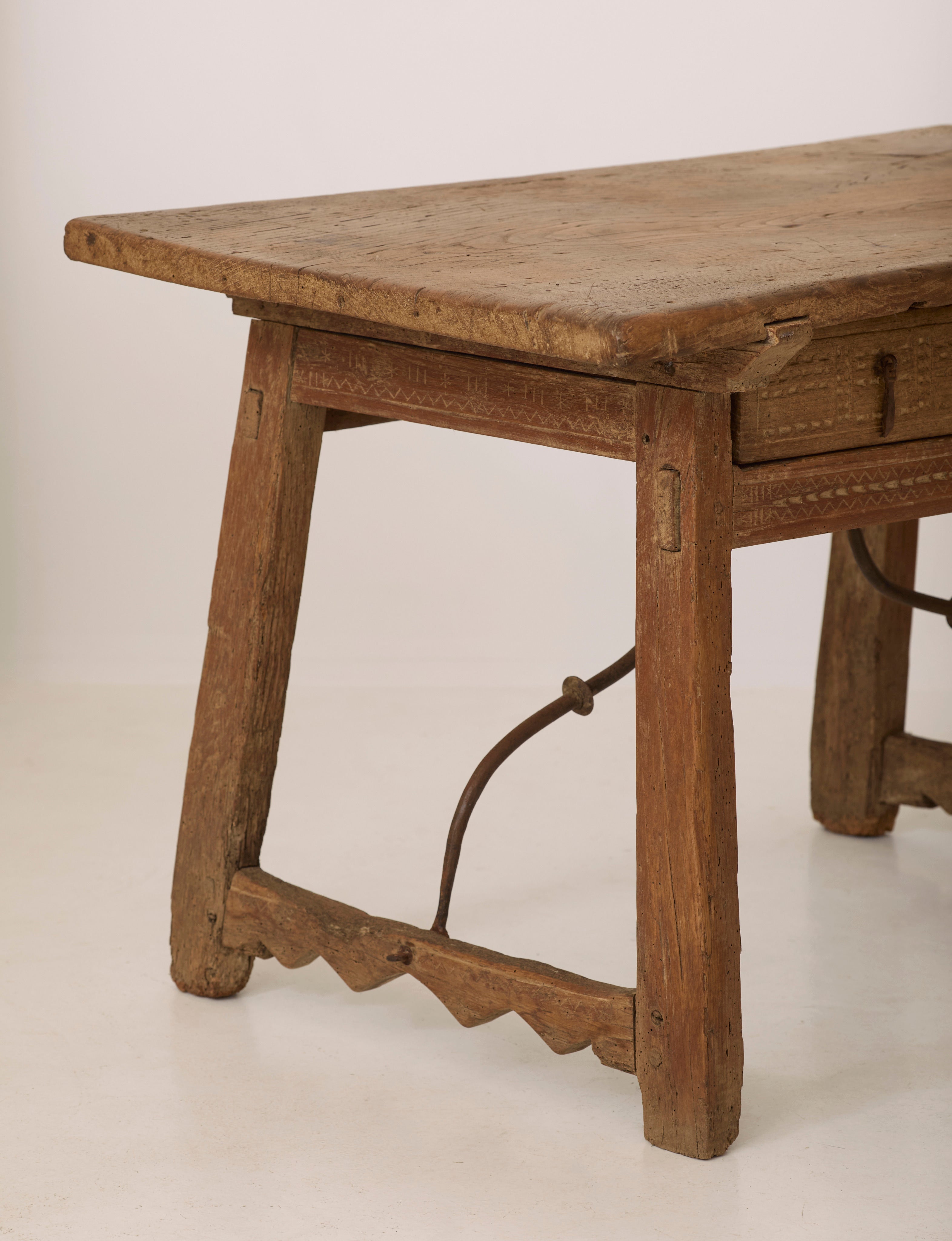 Spanish Folk Vernacular Table From The 17th Century — close-up of rustic wooden surface and legs