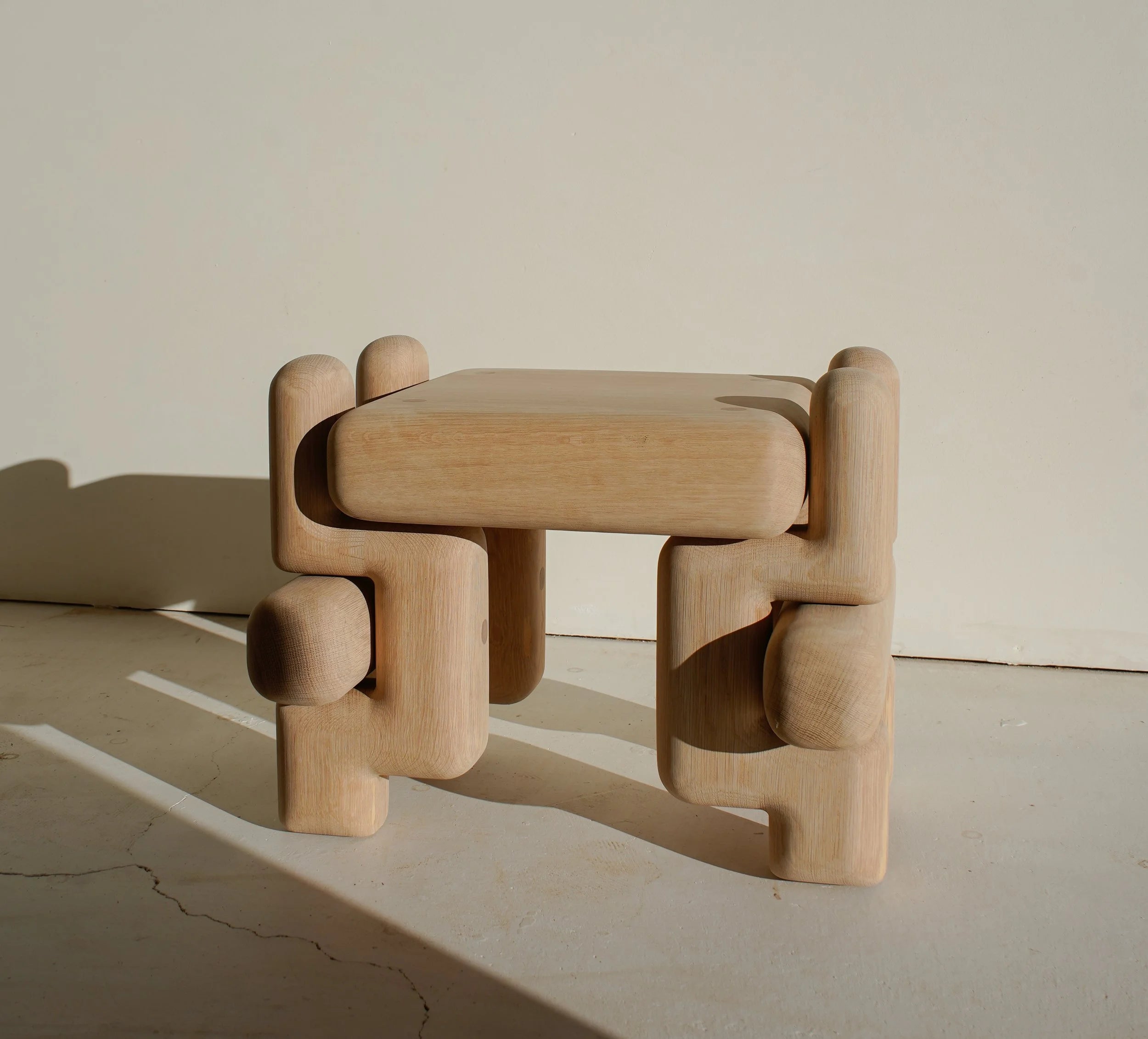 The Mingo — side angle