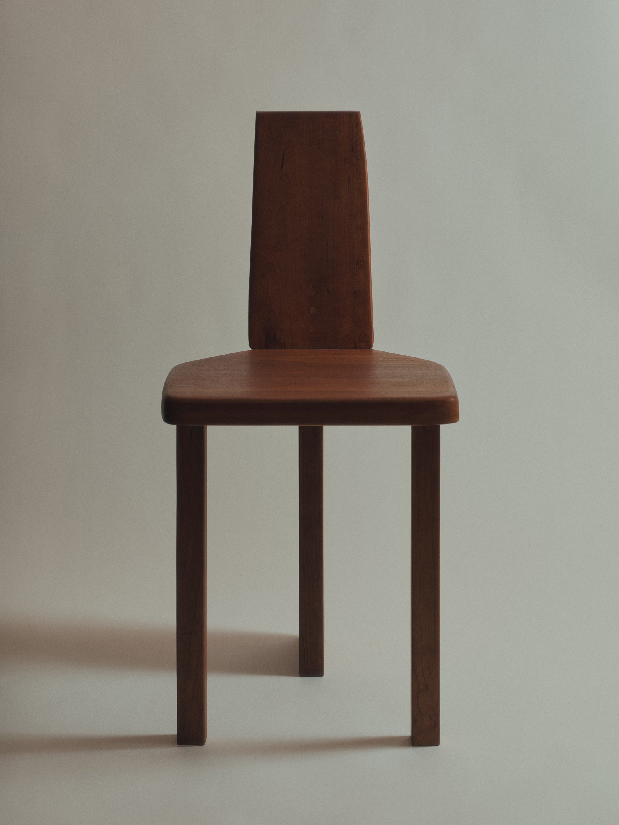 Tripod Chair — close-up