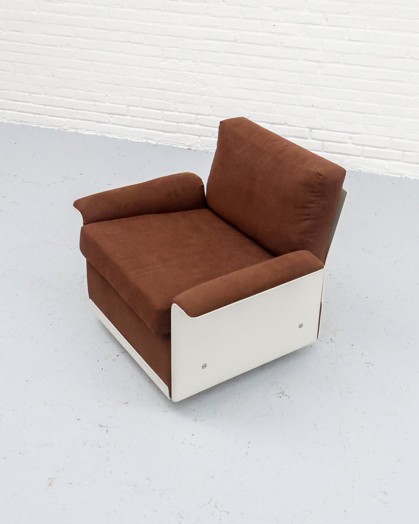 Armchair Dieter Rams 620 Chair Vitsoe | The Oblist