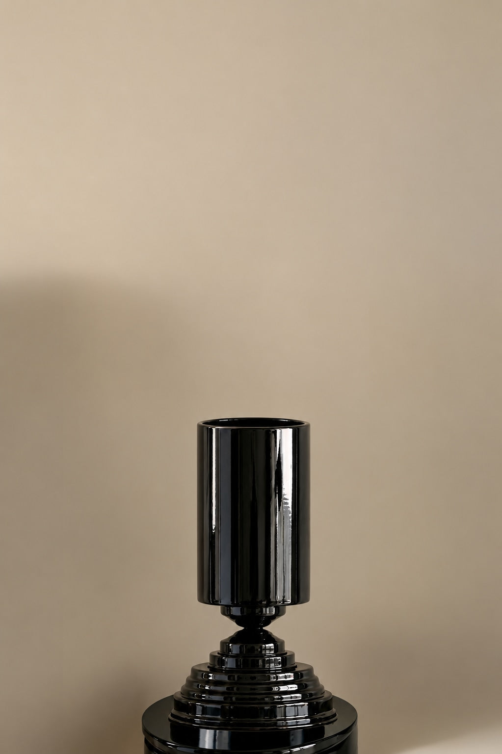 Art Deco Vase in Black glossy Metal — detail view