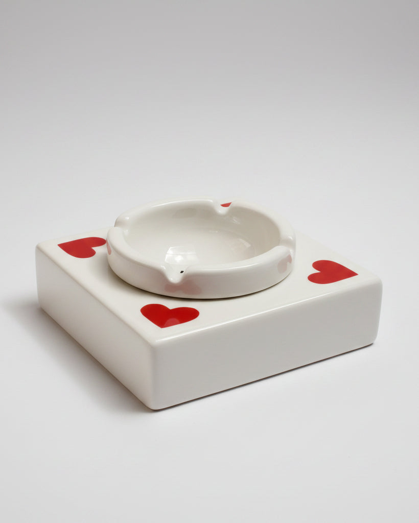 SQUARE As de Pique ceramic ashtray  — detail view