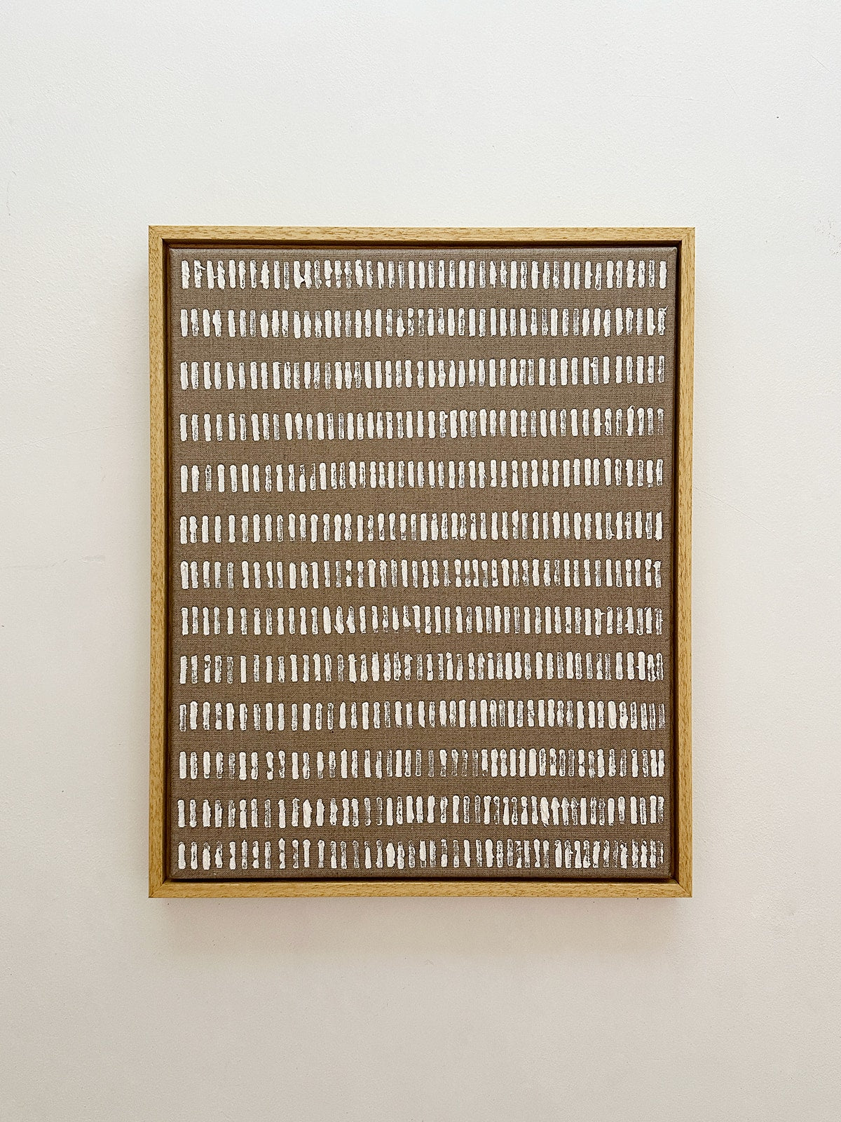 Warm White - Reversed Turf' Painting by Roi Elmaliah | The Oblist — modern textured artwork