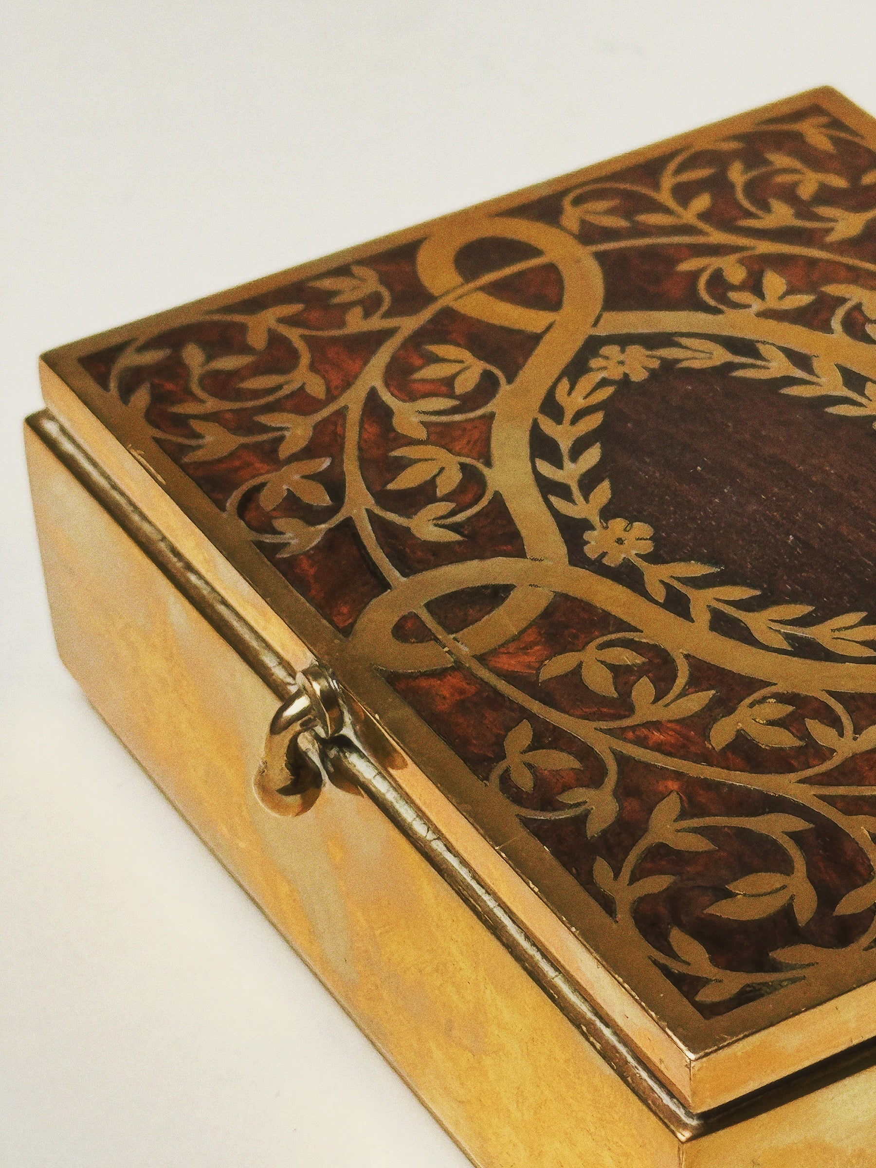 Erhard & Söhne Secessionist Brass Box
Germany, c.1905–1915 — side angle