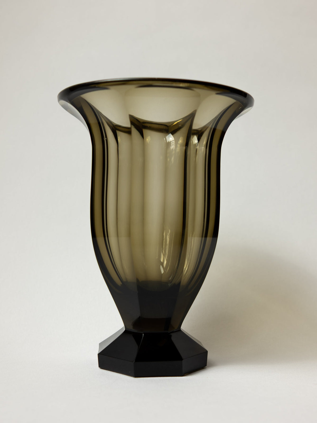 Art Deco Faceted Crystal Vase by Trove Paris