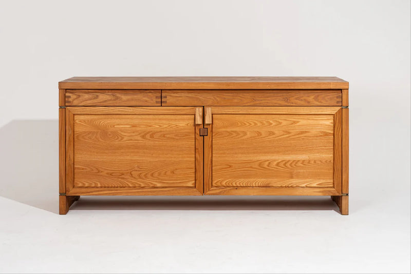 Pierre Chapo R08 Sideboard in Solid Elm Wood, France 1960s — detail view