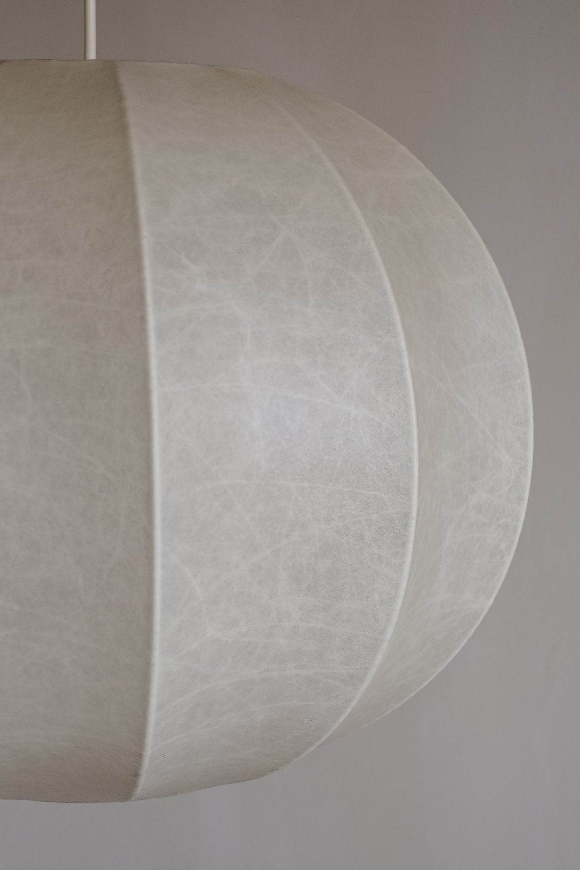 Cocoon Lamp 1960s — close-up