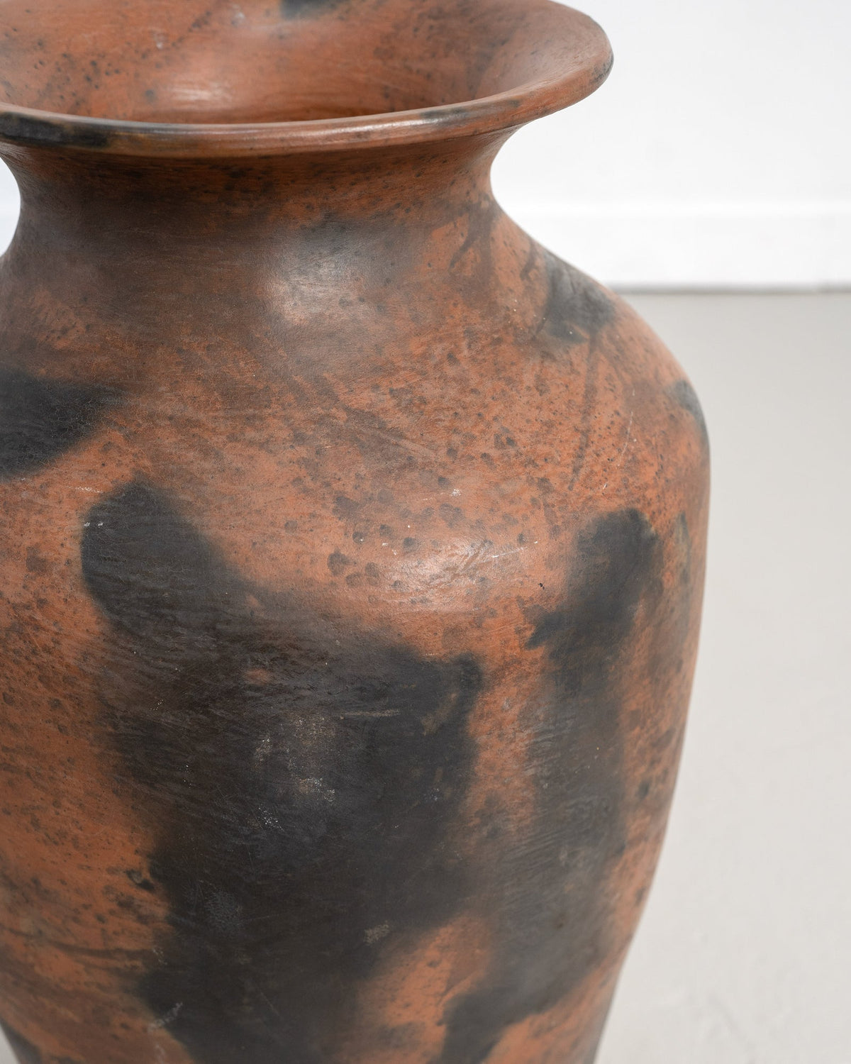Large Cocucha Vessel by Margarita Martínez Santos, Mexico — close-up