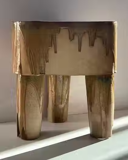 EZE Side Table in Ceramic — close-up
