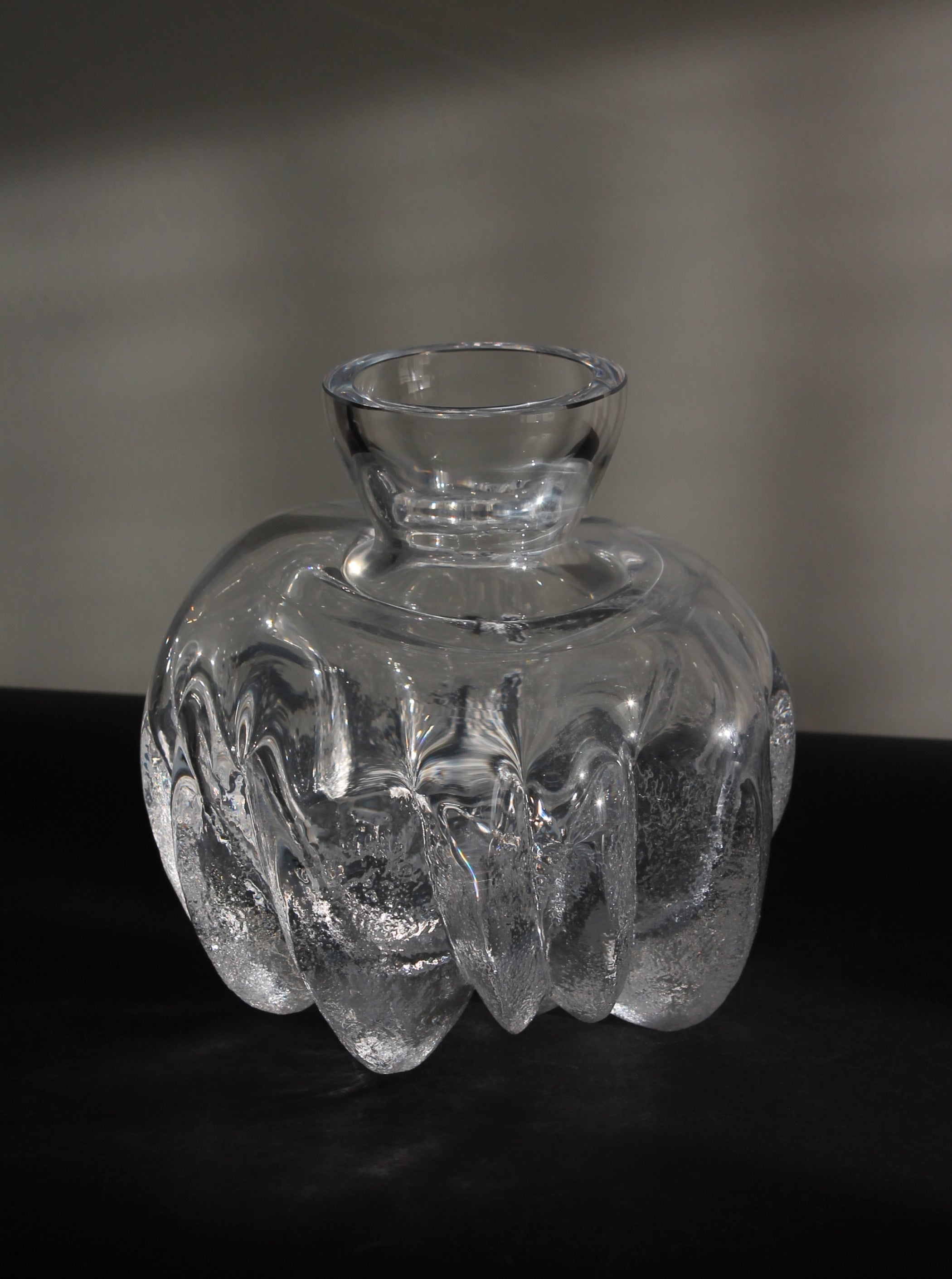 Vase en verre cristal complet grand des années 1970 Lars Hellsten