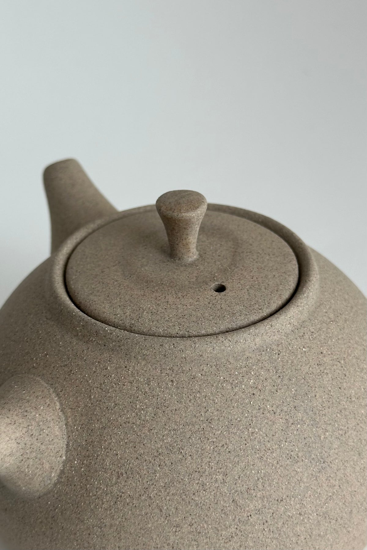 LIMINALIA sidehandle teapot — view 9
