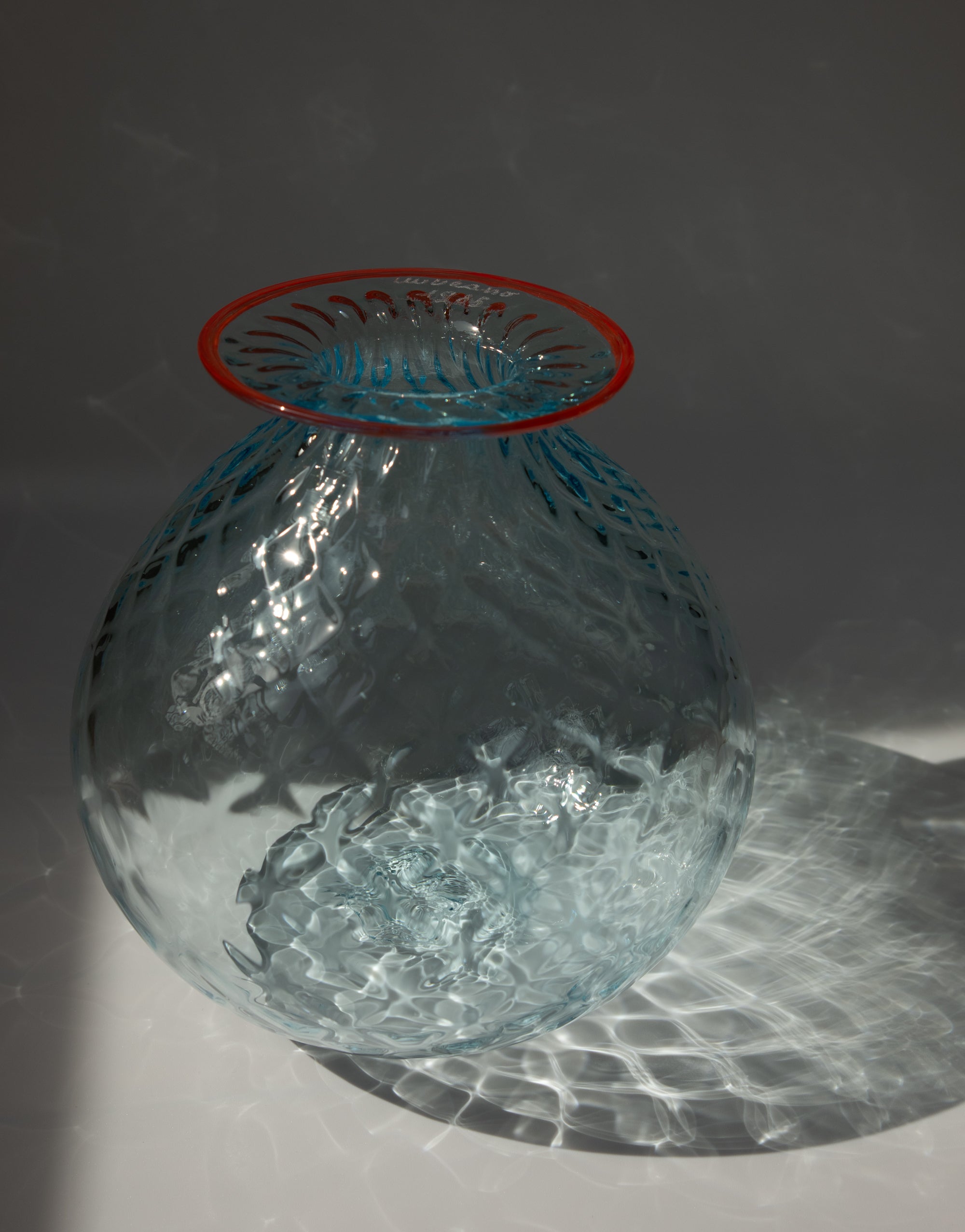 Murano Balloton Glass Vase with Tomato-Red Rim - Venice - 1985 — side angle