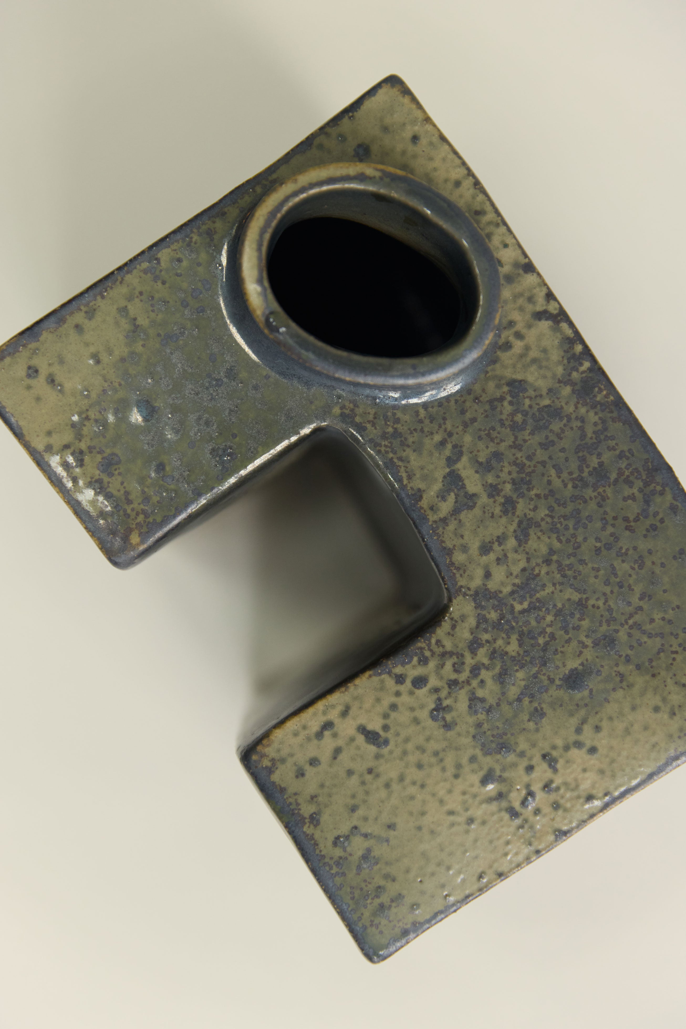 Brutalist 01 Medium Glossy Vase Ceramic  — detail view